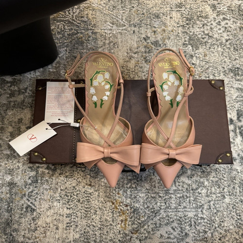 발렌티노 리본 포인트 슬링백 힐