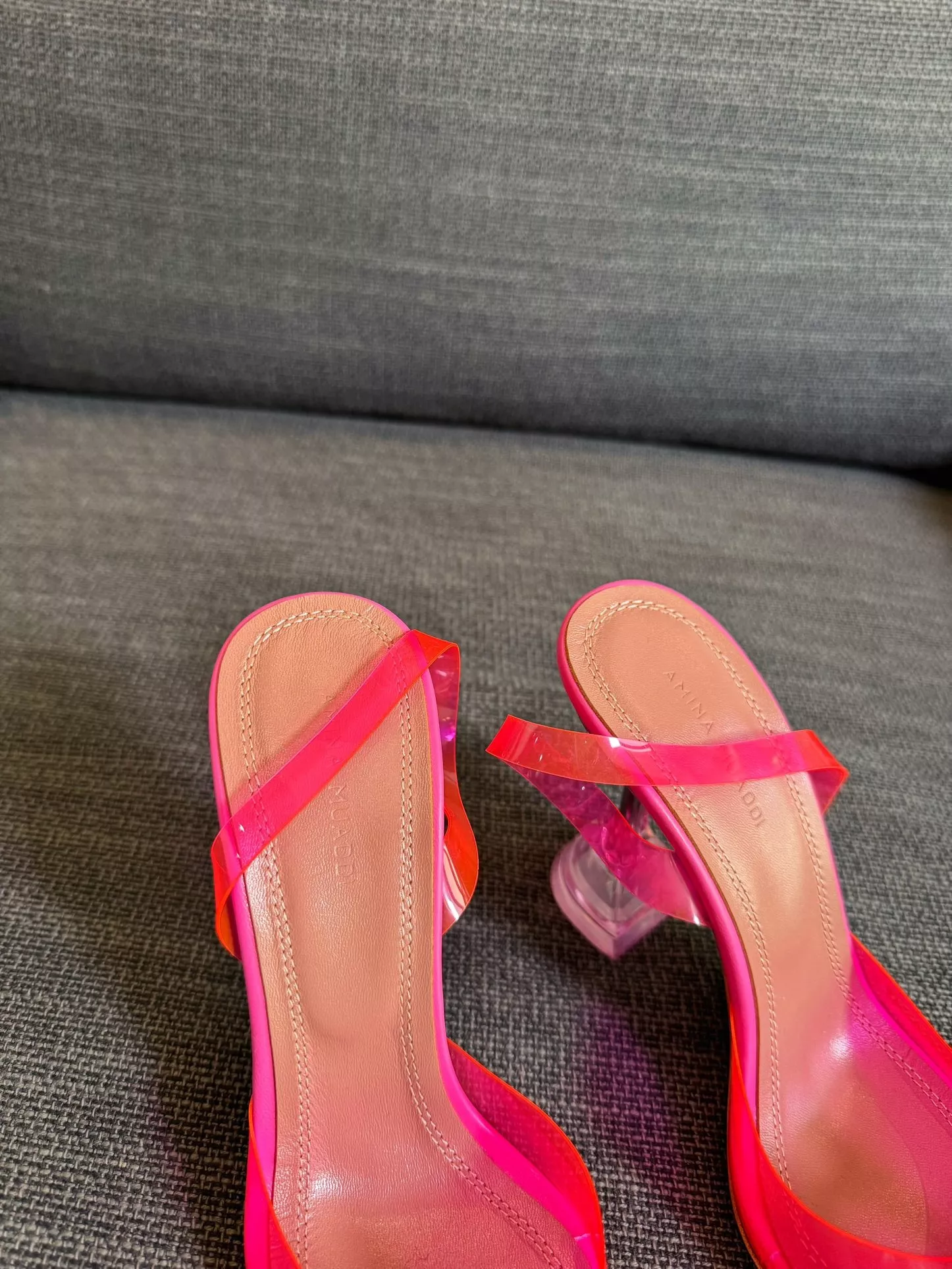 아미나무아디 스터드 포인트 스트랩 샌들 상세 이미지 4