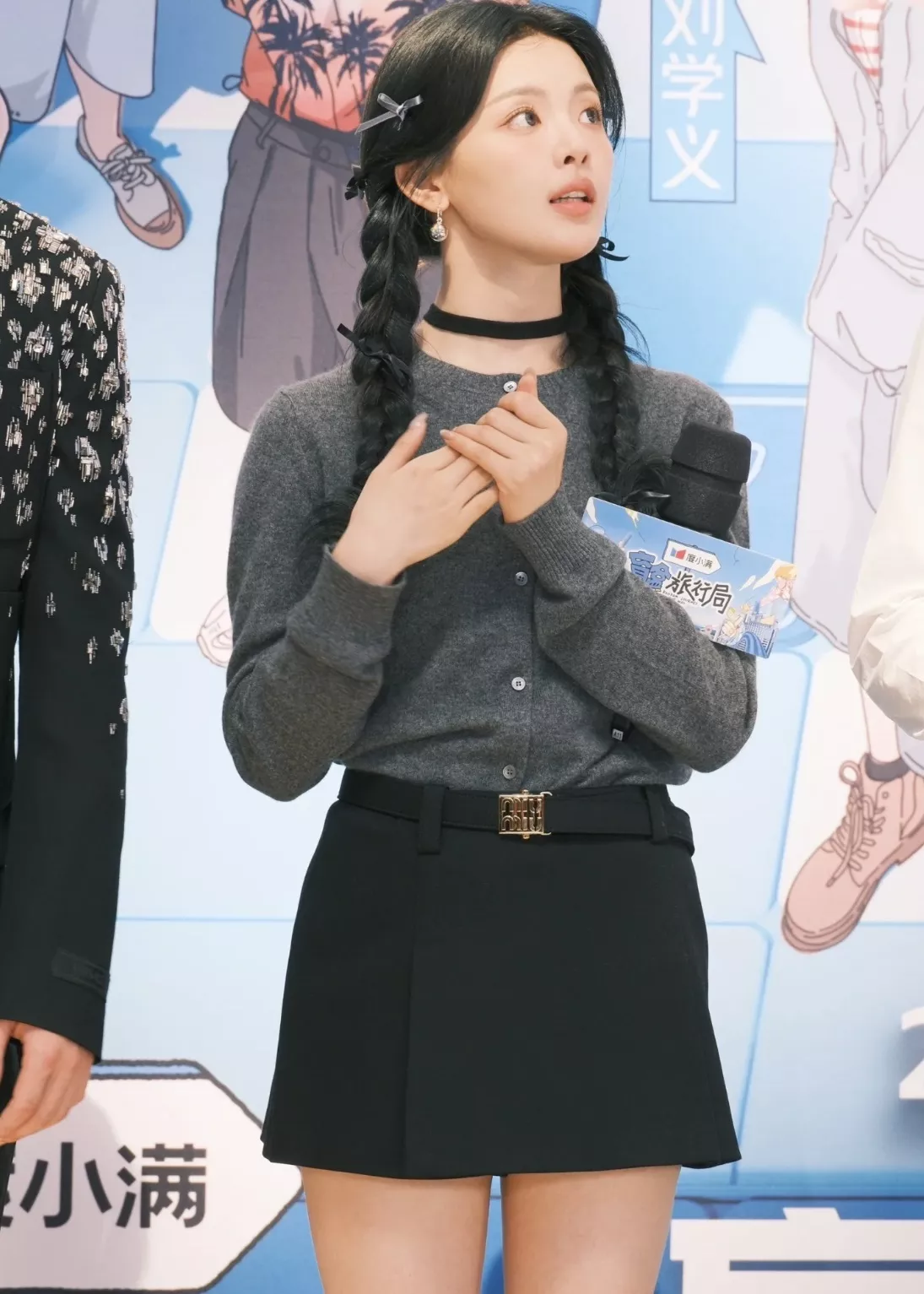 미우미우 로고 벨트 플리츠 미니 스커트 상세 이미지 54