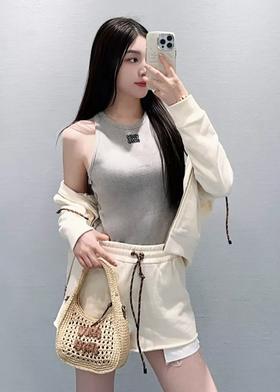 미우미우 코튼 롤업 숏 팬츠 상세 이미지 33