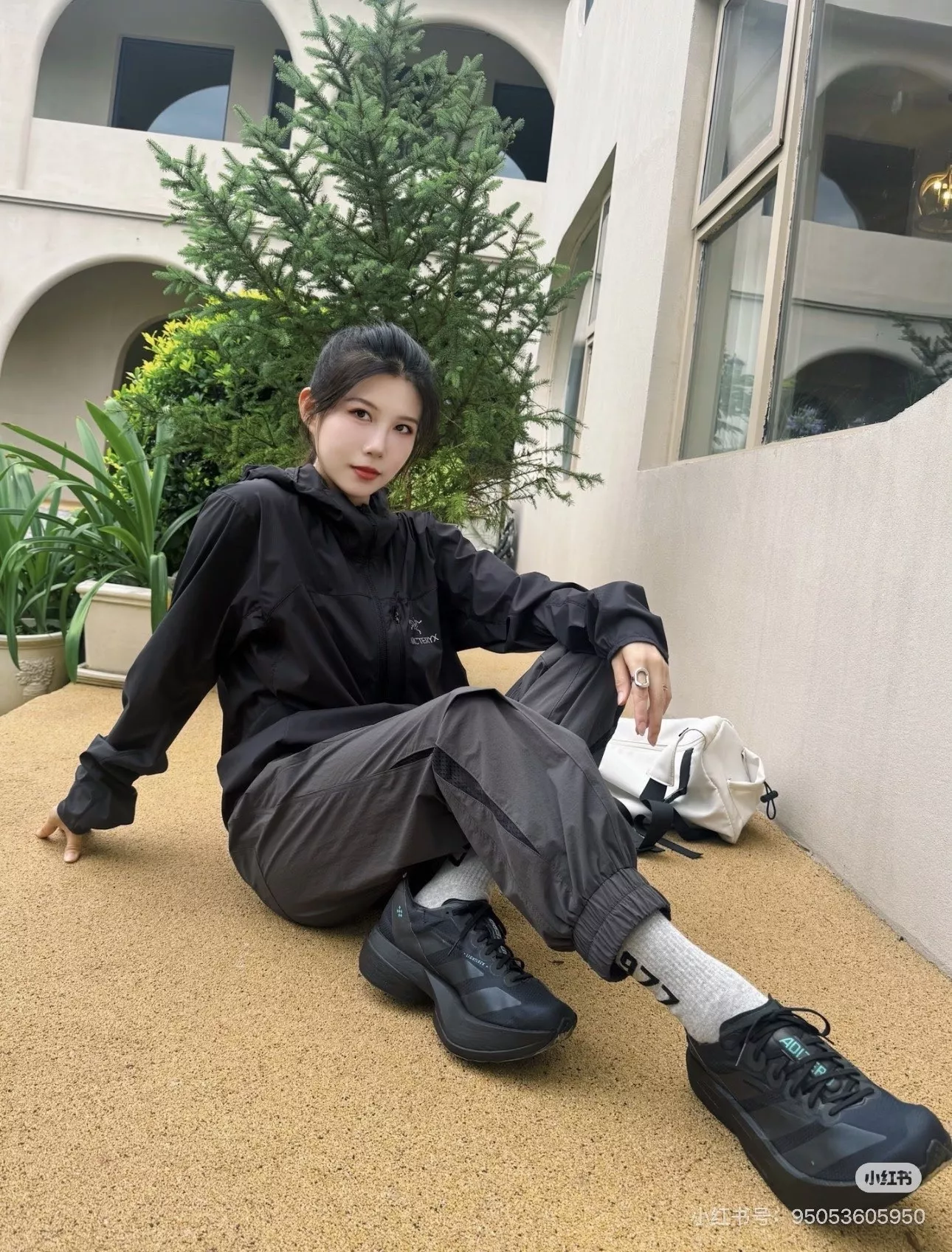 아크테릭스 경량 후드 바람막이 재킷 상세 이미지 36