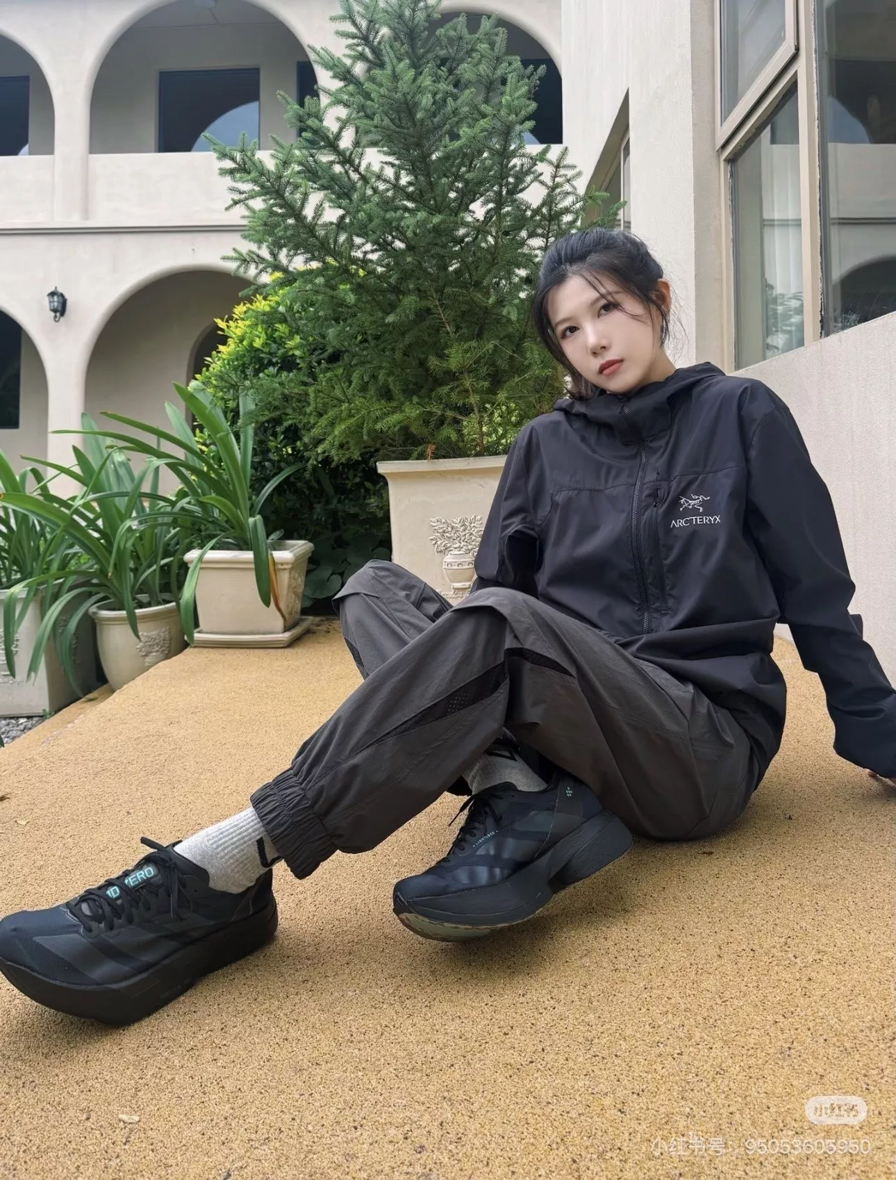 아크테릭스 경량 후드 바람막이 재킷 상세 이미지 35