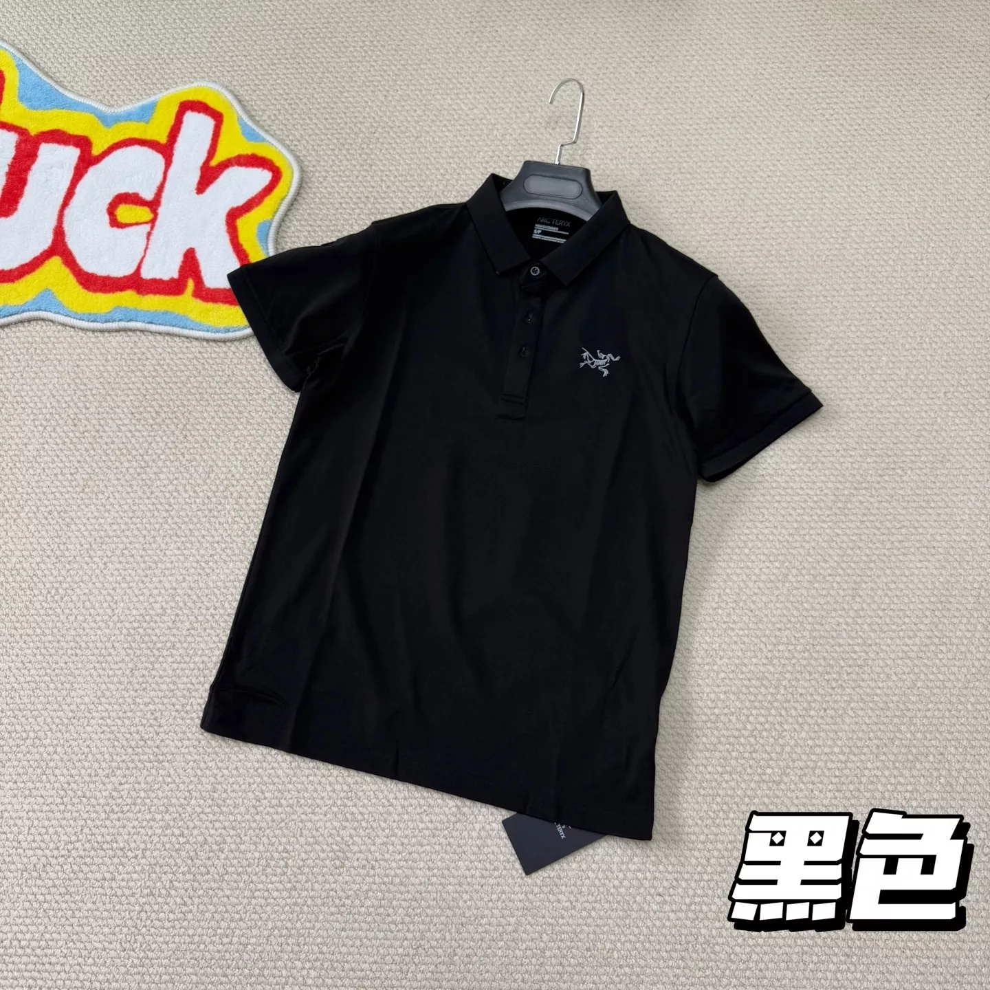 아크테릭스 자수 로고 카라 반소매 폴로 셔츠 상세 이미지 6
