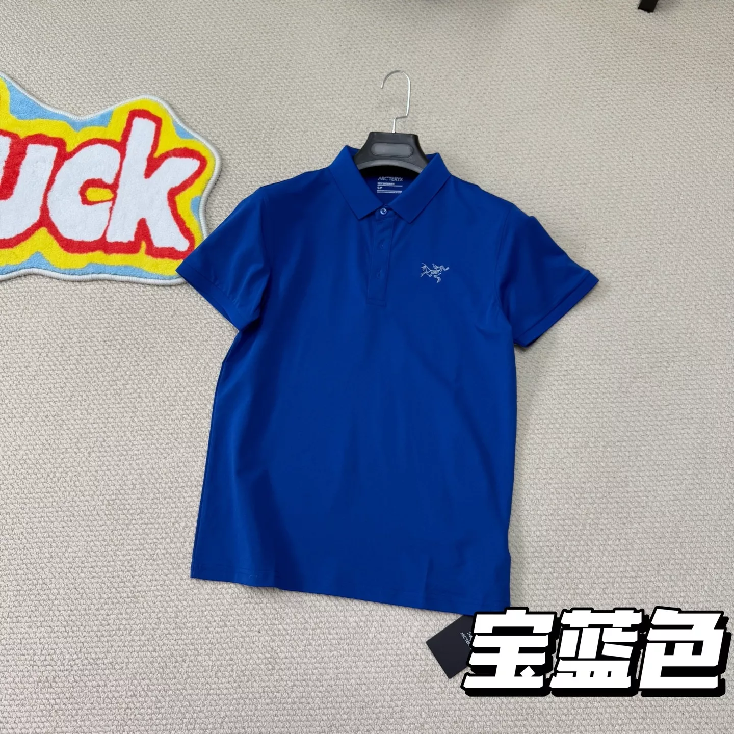 아크테릭스 자수 로고 카라 반소매 폴로 셔츠 상세 이미지 9