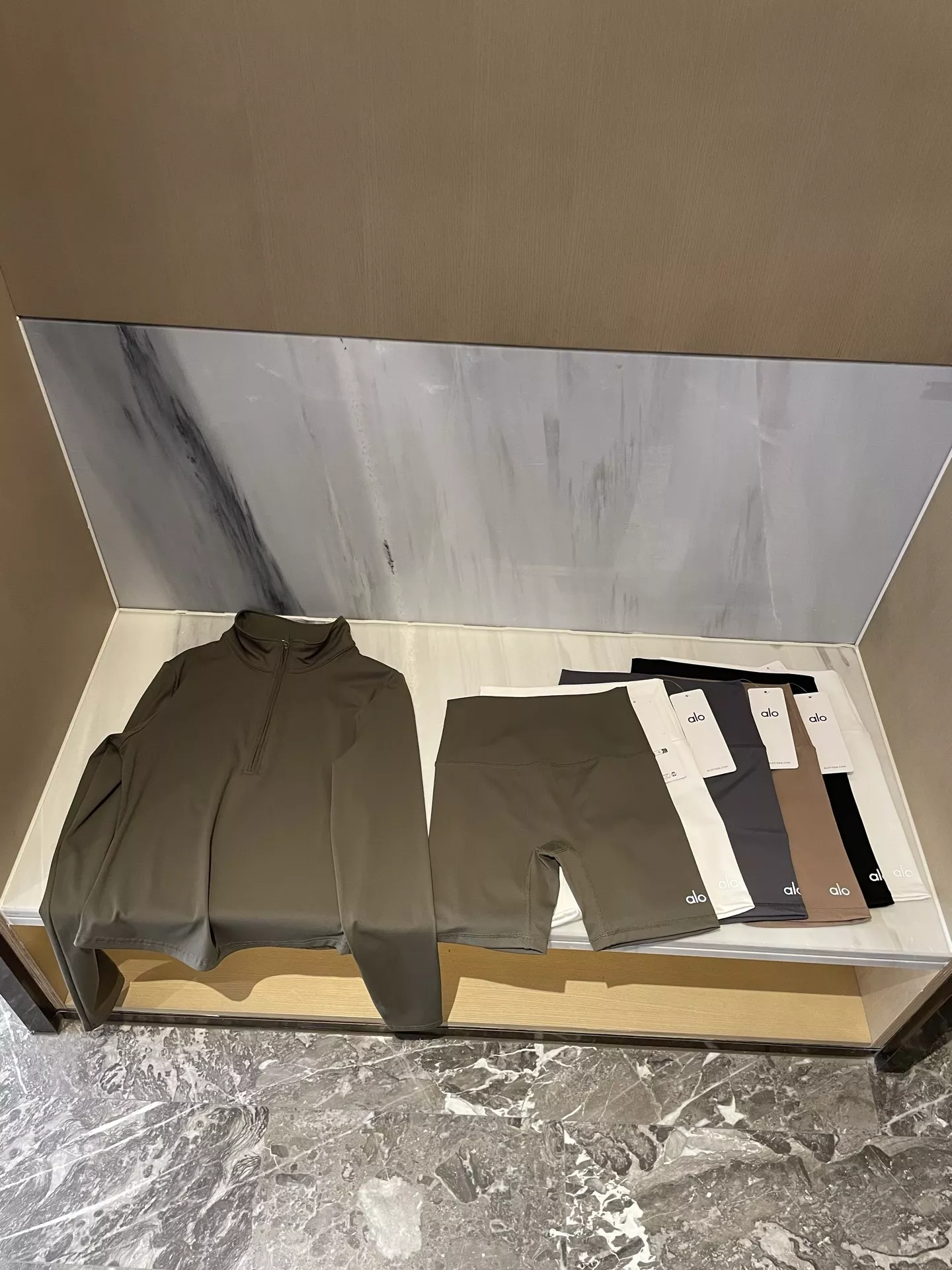알로 반집업 요가 상의 상세 이미지 33