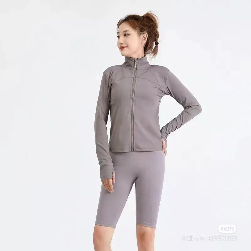 룰루레몬 여성 슬림핏 운동 집업 상의 상세 이미지 23