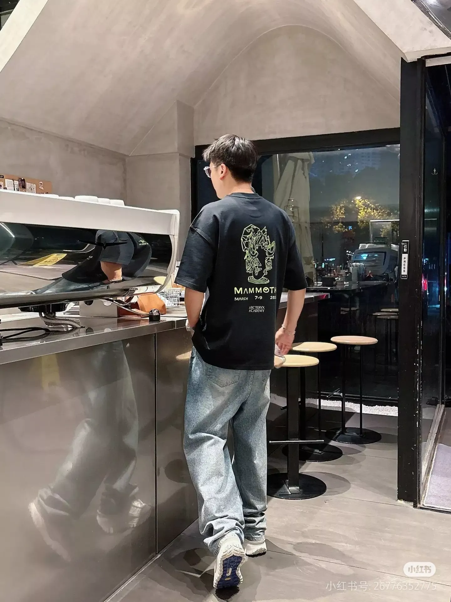 아크테릭스 로고 프린트 반소매 티셔츠 상세 이미지 27