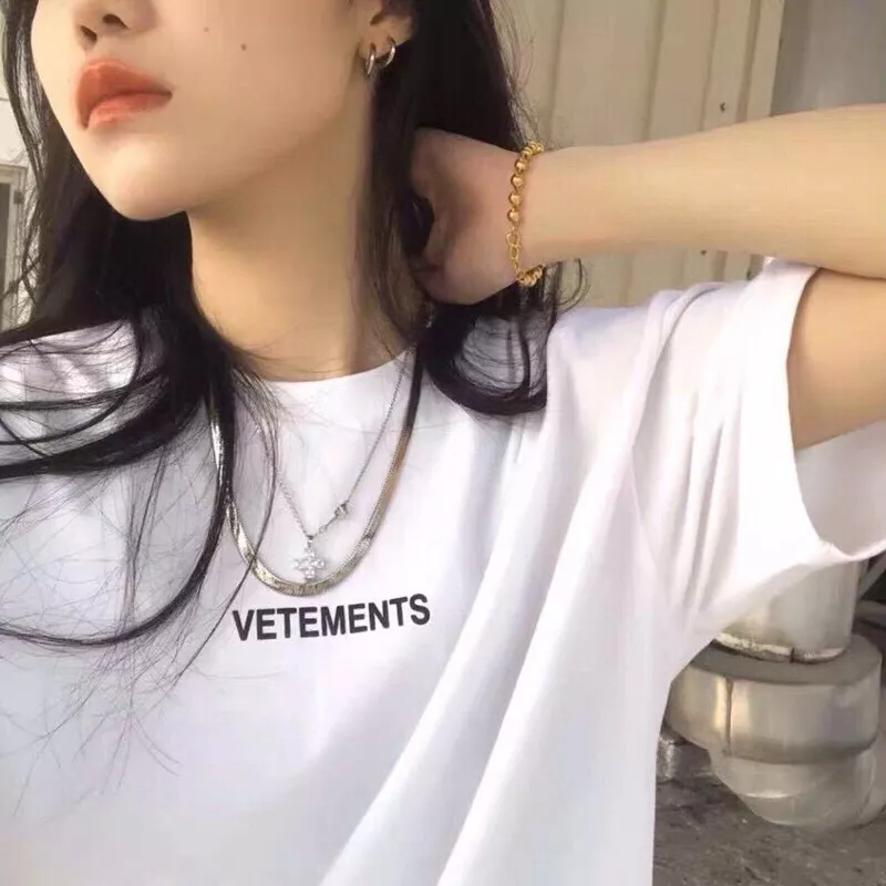 베트멍 레드 블록 로고 포인트 티셔츠 상세 이미지 18