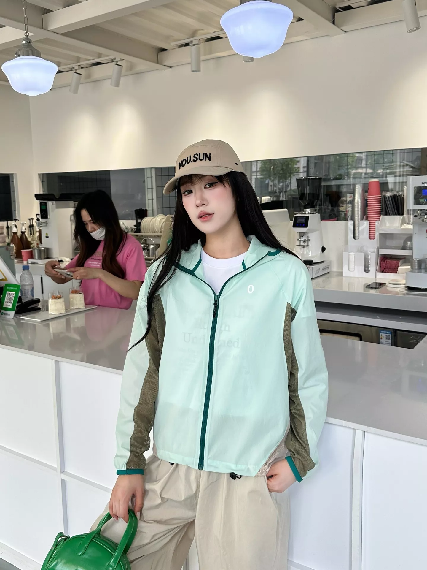 안코라우 배색 메쉬 후드 자외선 차단 재킷 상세 이미지 79