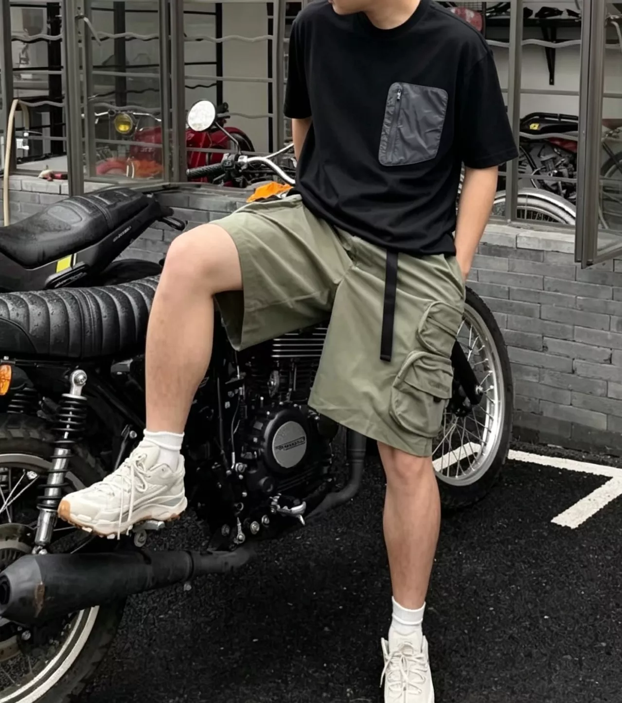 컬럼비아 블랙라벨 포켓 속건 라운드 반소매 티셔츠 상세 이미지 21
