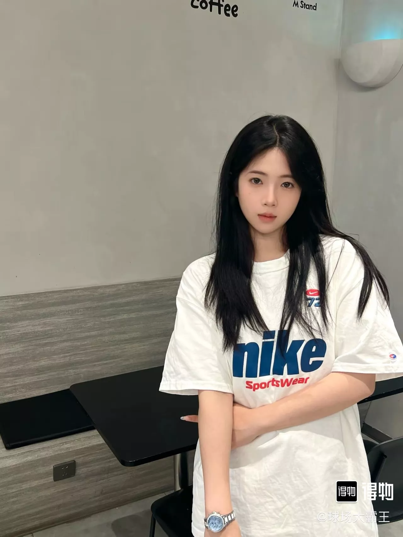 나이키 레터링 프린트 라운드넥 반팔 티셔츠 상세 이미지 36