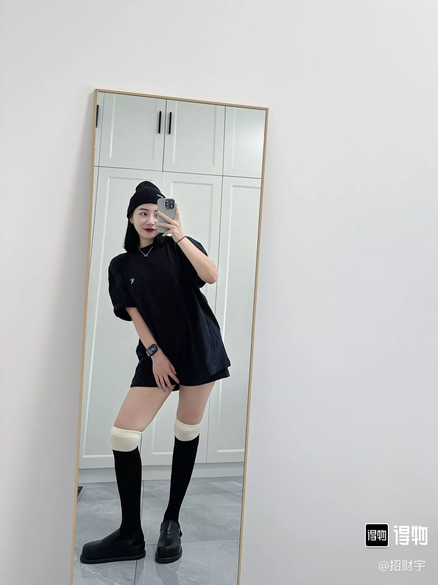 캘빈클라인 로고 자수 라운드 반팔 티셔츠 상세 이미지 21