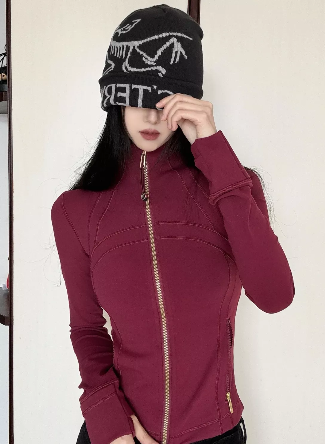 룰루레몬 골드 지퍼 슬림핏 운동 재킷 상세 이미지 30