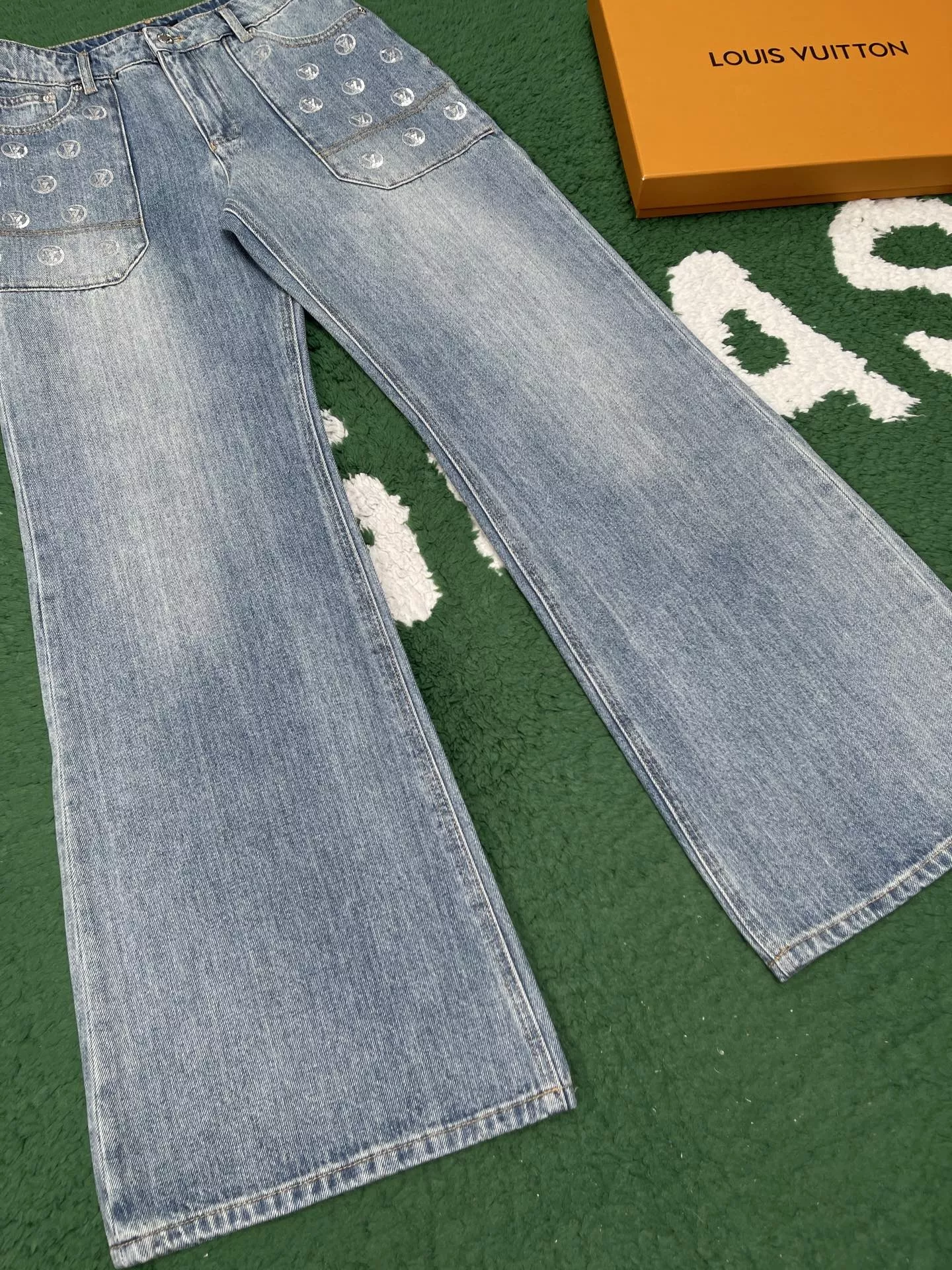 루이비통 모노그램 포켓 데님 팬츠 상세 이미지 3