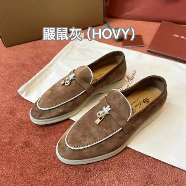 로로피아나 참 장식 모카신 슈즈