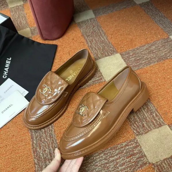 샤넬 더블씨 로고 클래식 단화