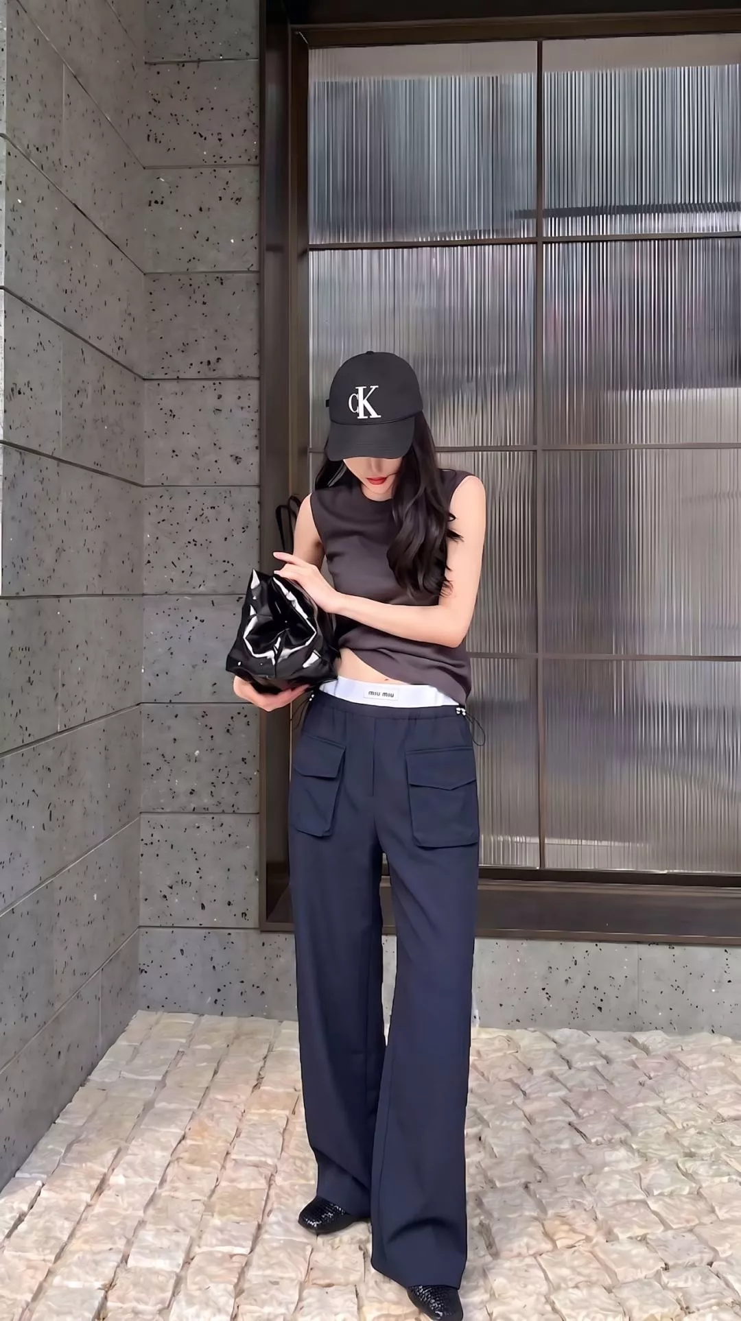 미우미우 하이웨이스트 와이드 카고 팬츠 상세 이미지 22