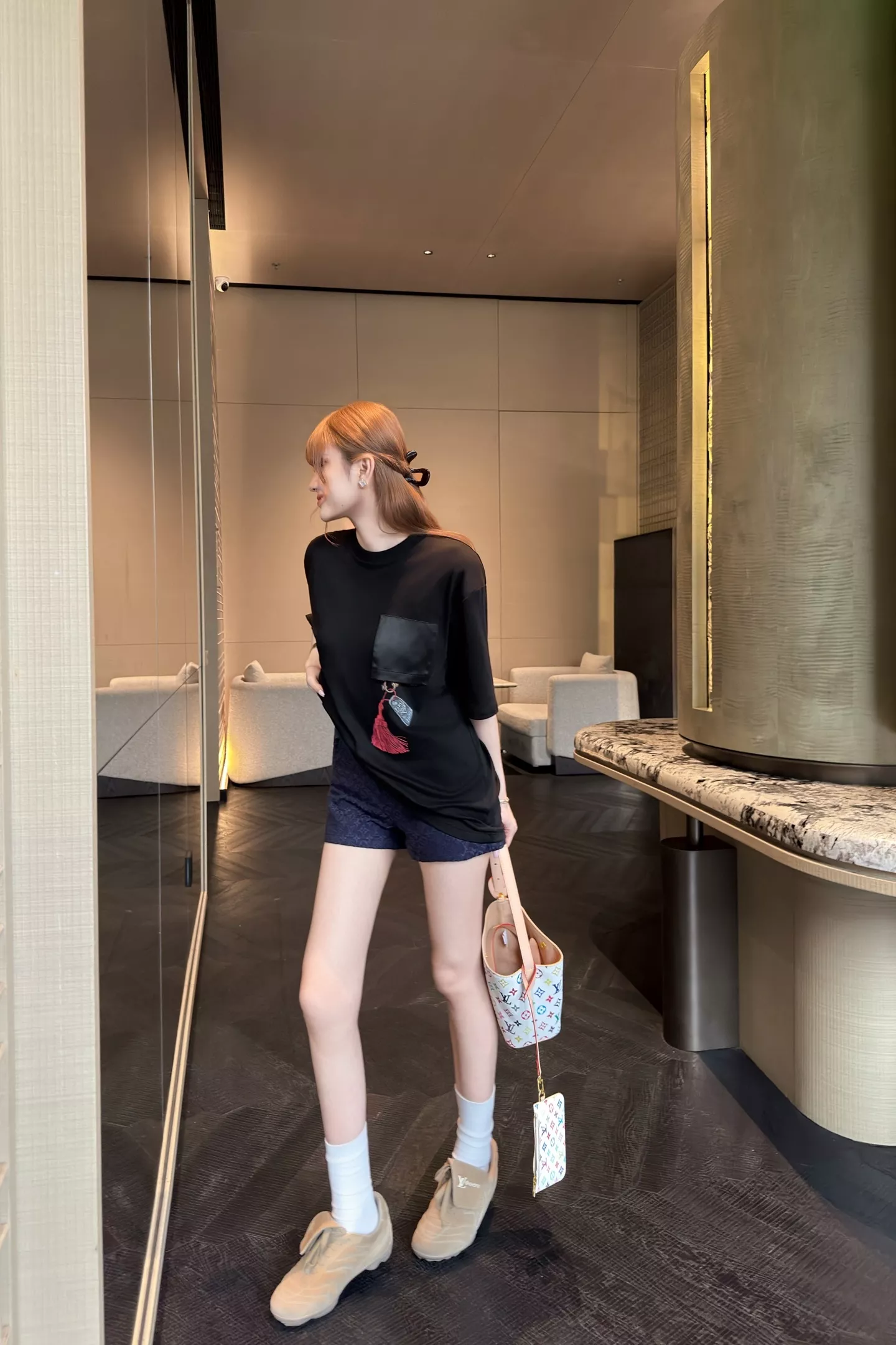 루이비통 포켓 프린팅 반소매 티셔츠 상세 이미지 21
