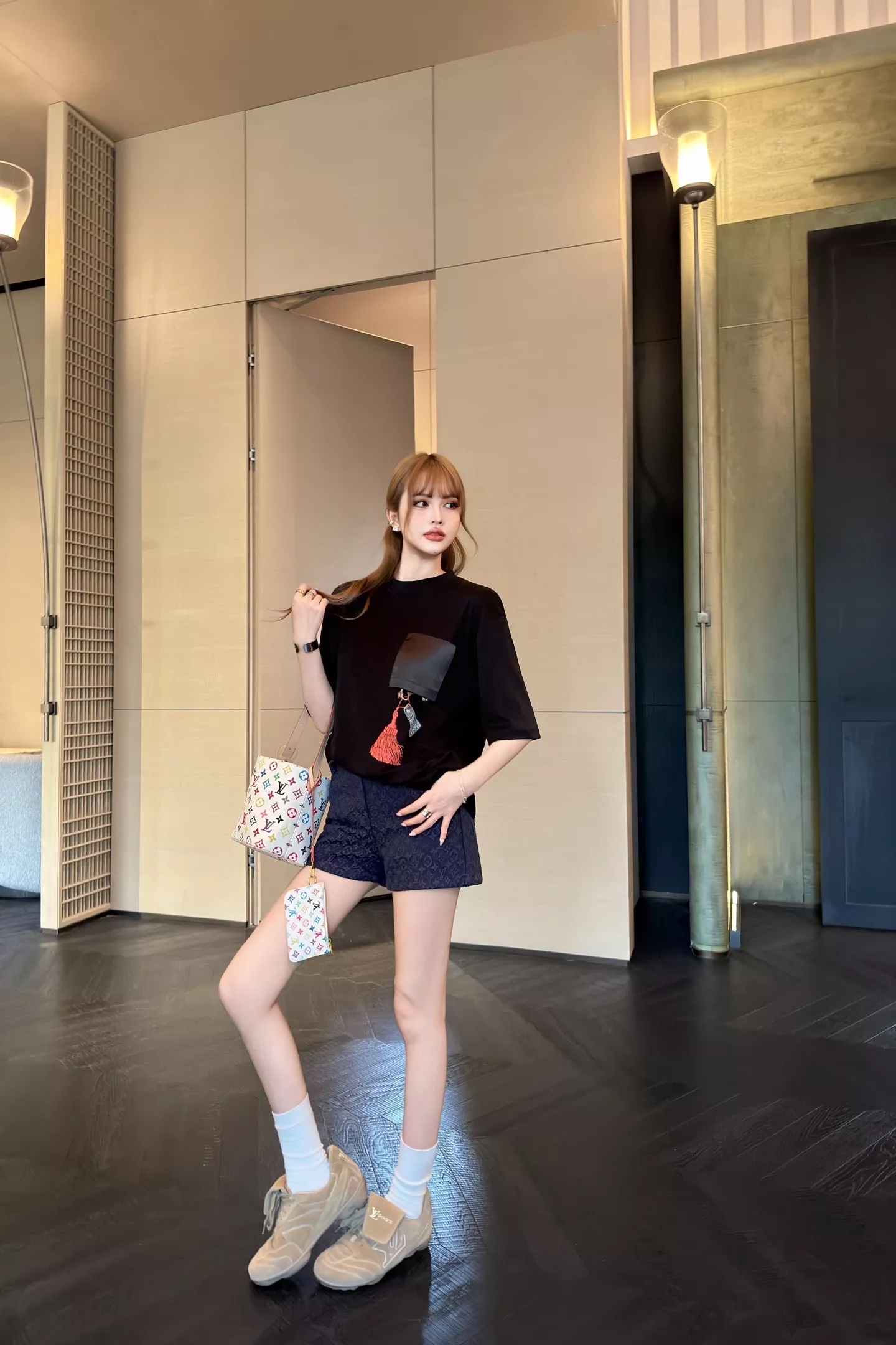 루이비통 포켓 프린팅 반소매 티셔츠 상세 이미지 18