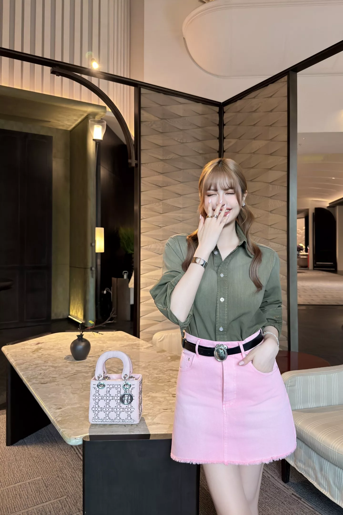 디올 클래식 카라 데님 셔츠 상세 이미지 53