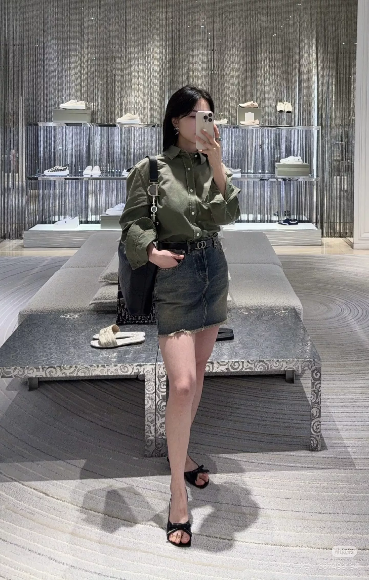 디올 클래식 카라 데님 셔츠 상세 이미지 34