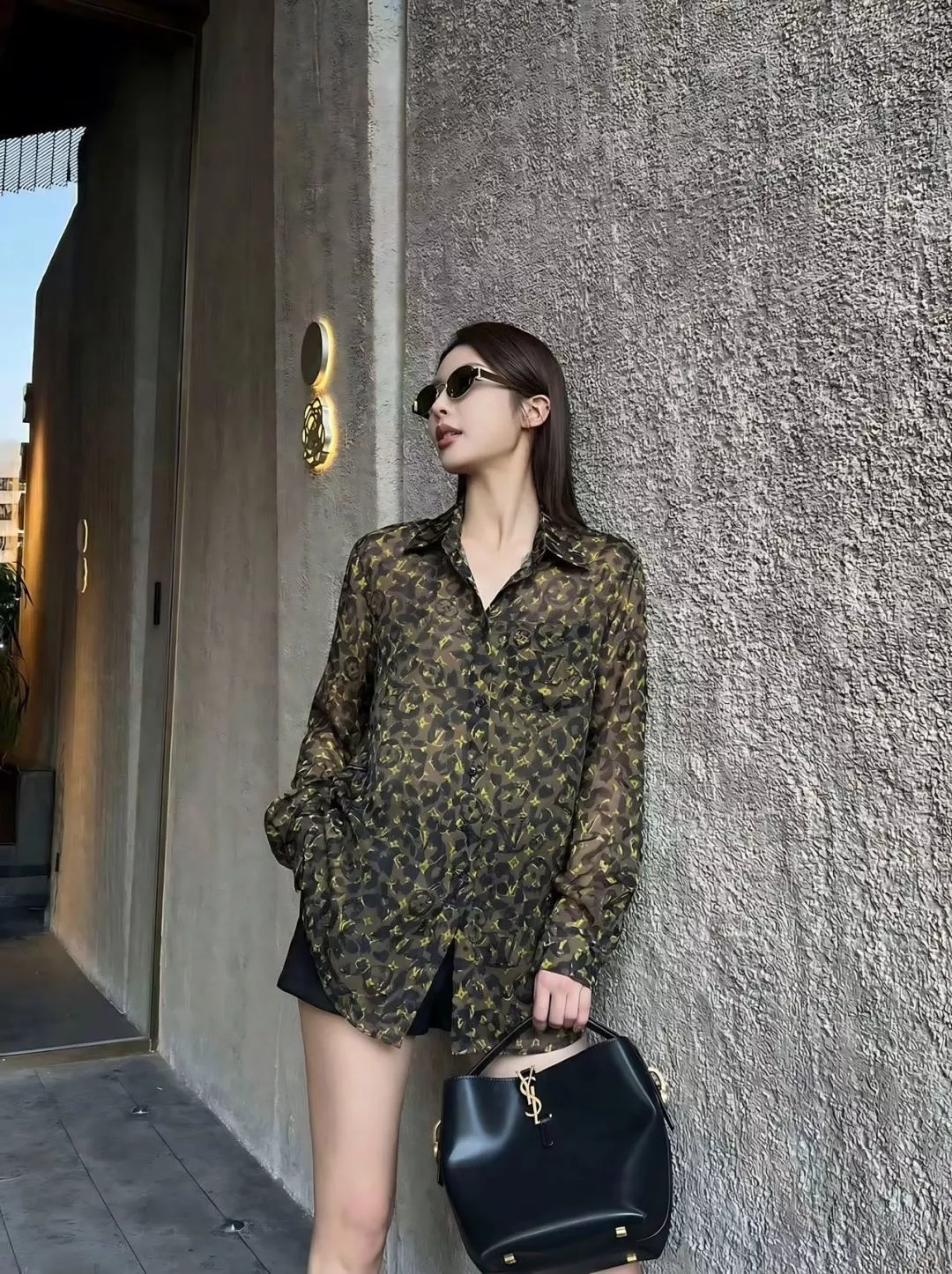 루이비통 레오파드 패턴 카라 셔츠 상세 이미지 12