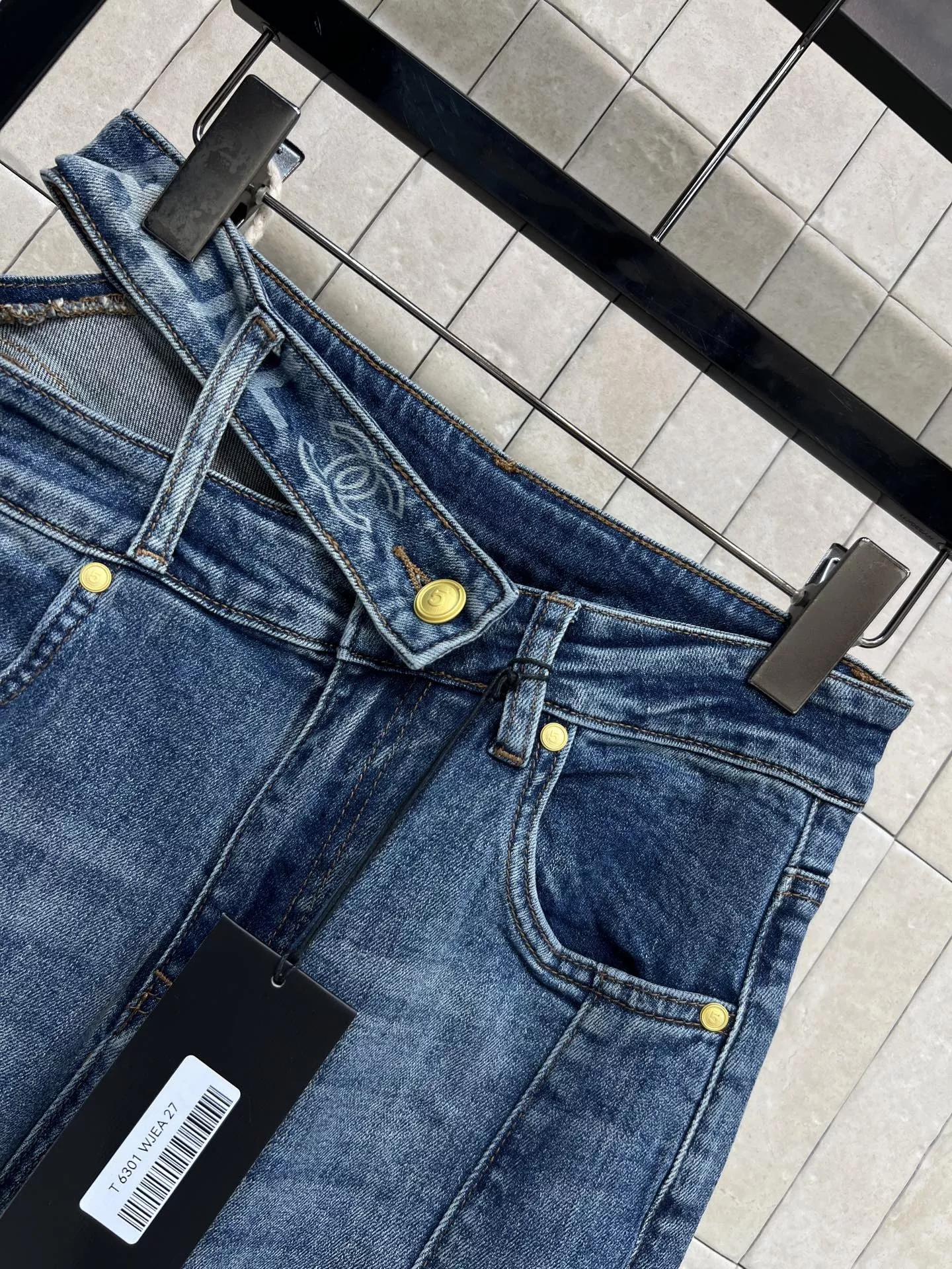 샤넬 컷아웃 와이드 데님 팬츠 상세 이미지 2