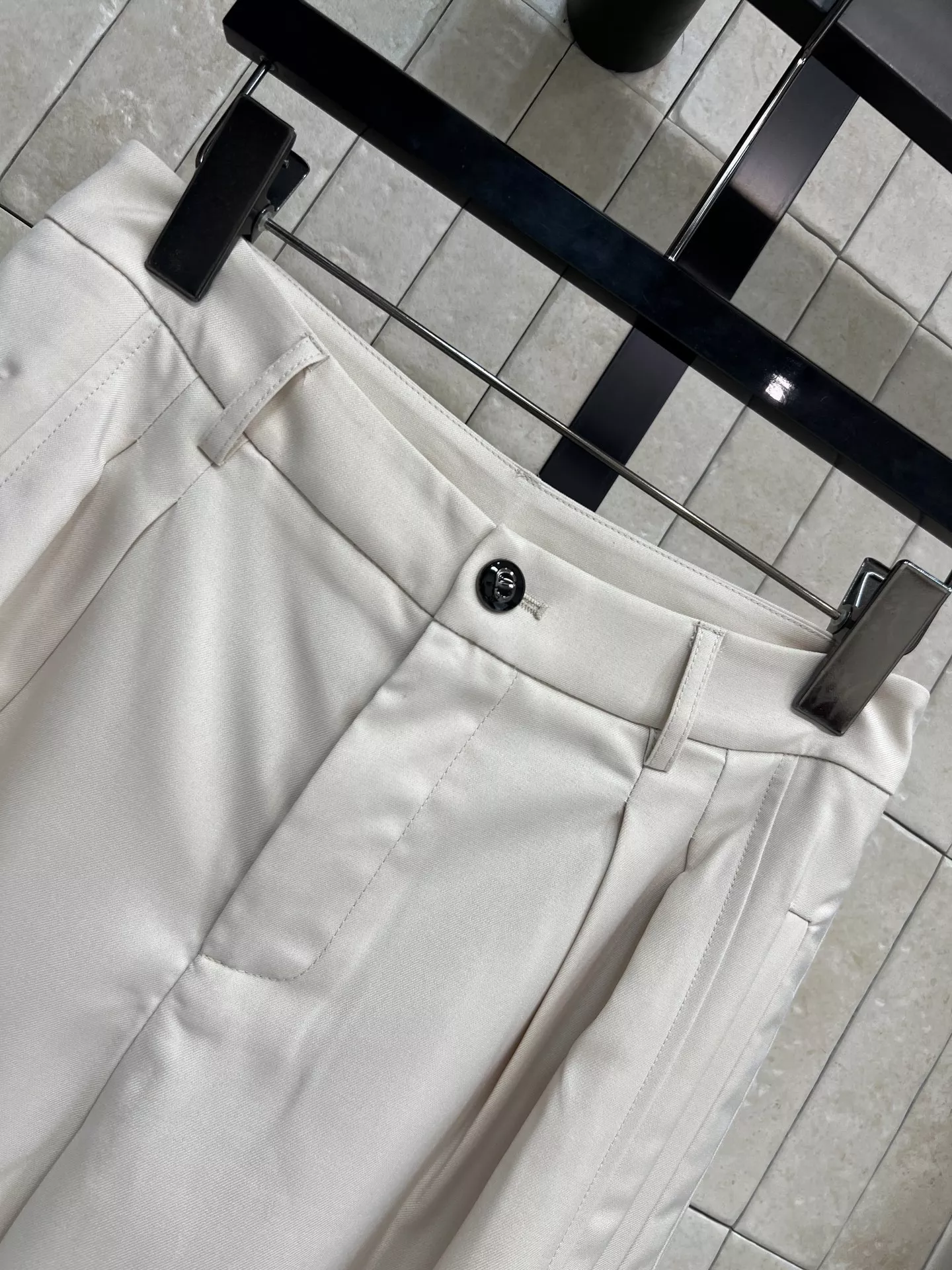디올 자수 포인트 와이드 팬츠 상세 이미지 2