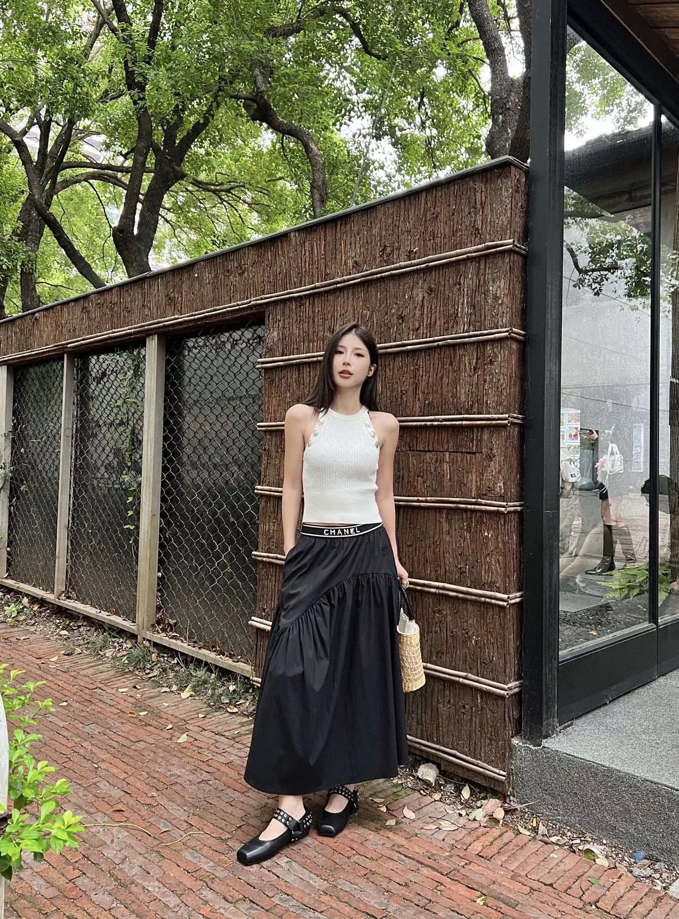 샤넬 배색 허리밴드 자수 스커트 상세 이미지 26