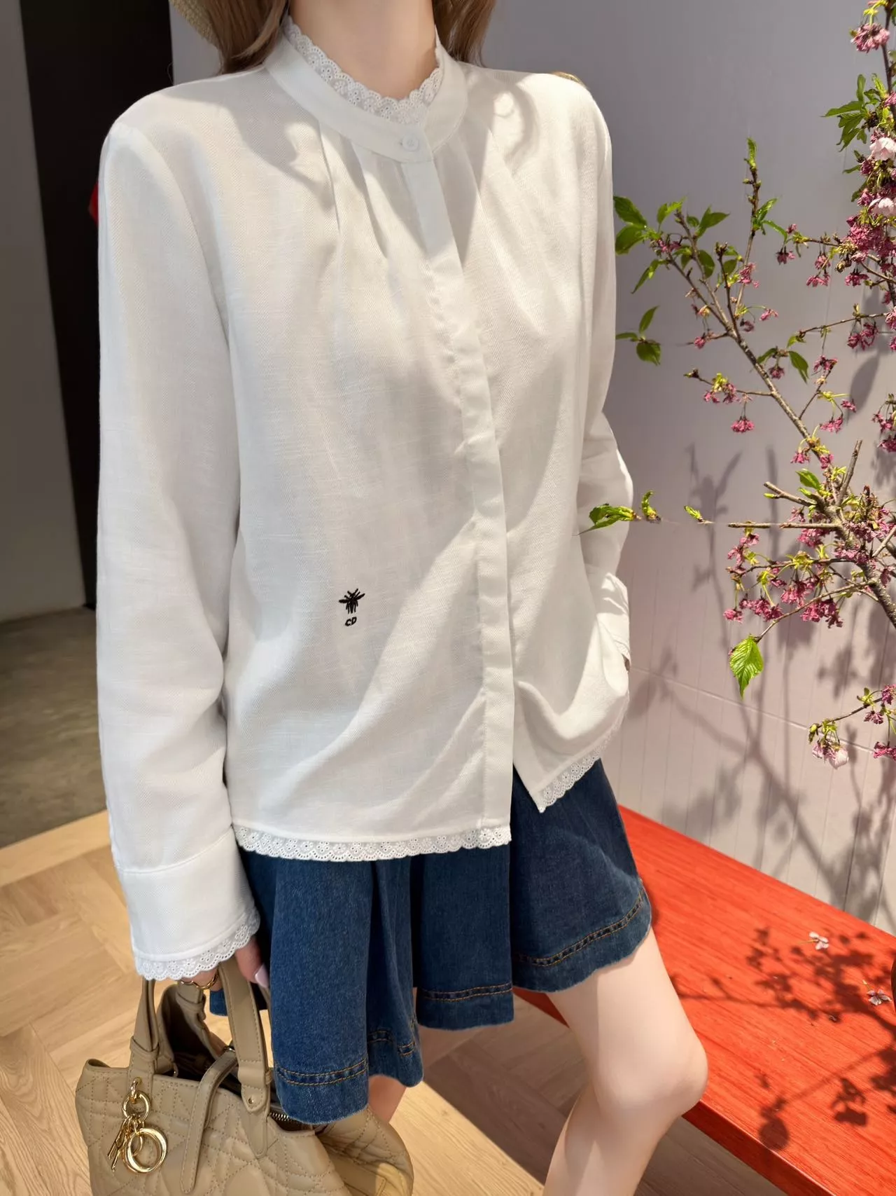 디올 레이스 디테일 코튼 블라우스 상세 이미지 15