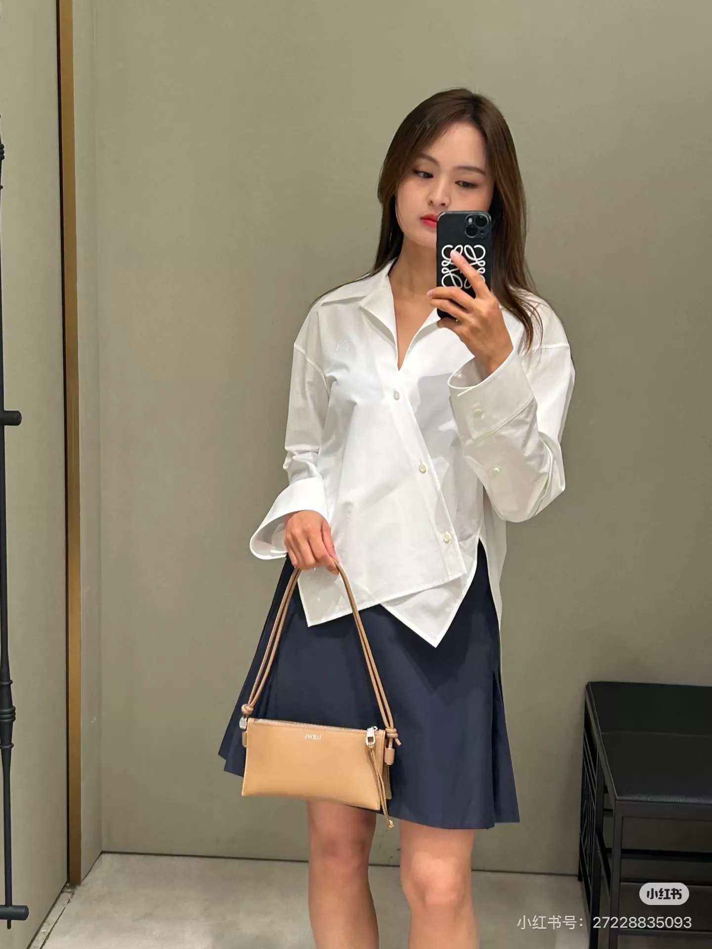 로에베 하이웨이스트 플리츠 스커트 상세 이미지 37