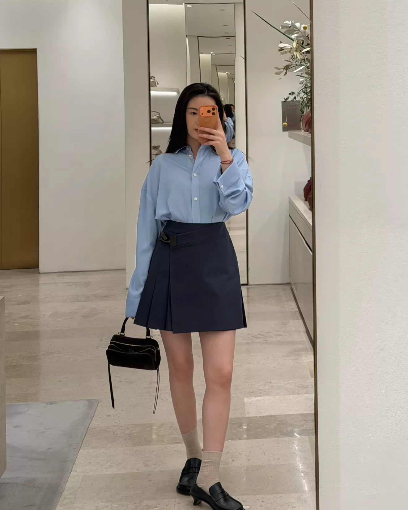 로에베 하이웨이스트 플리츠 스커트 상세 이미지 72