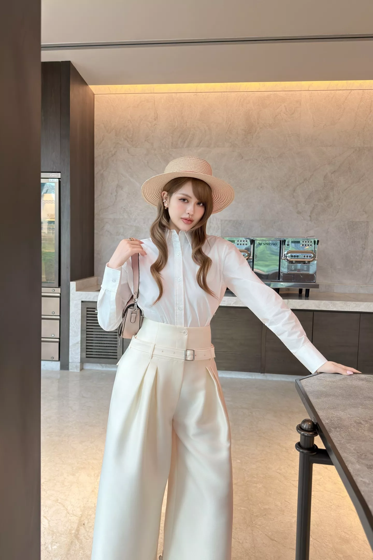 디올 하이웨이스트 플리츠 큐롯 팬츠 상세 이미지 26