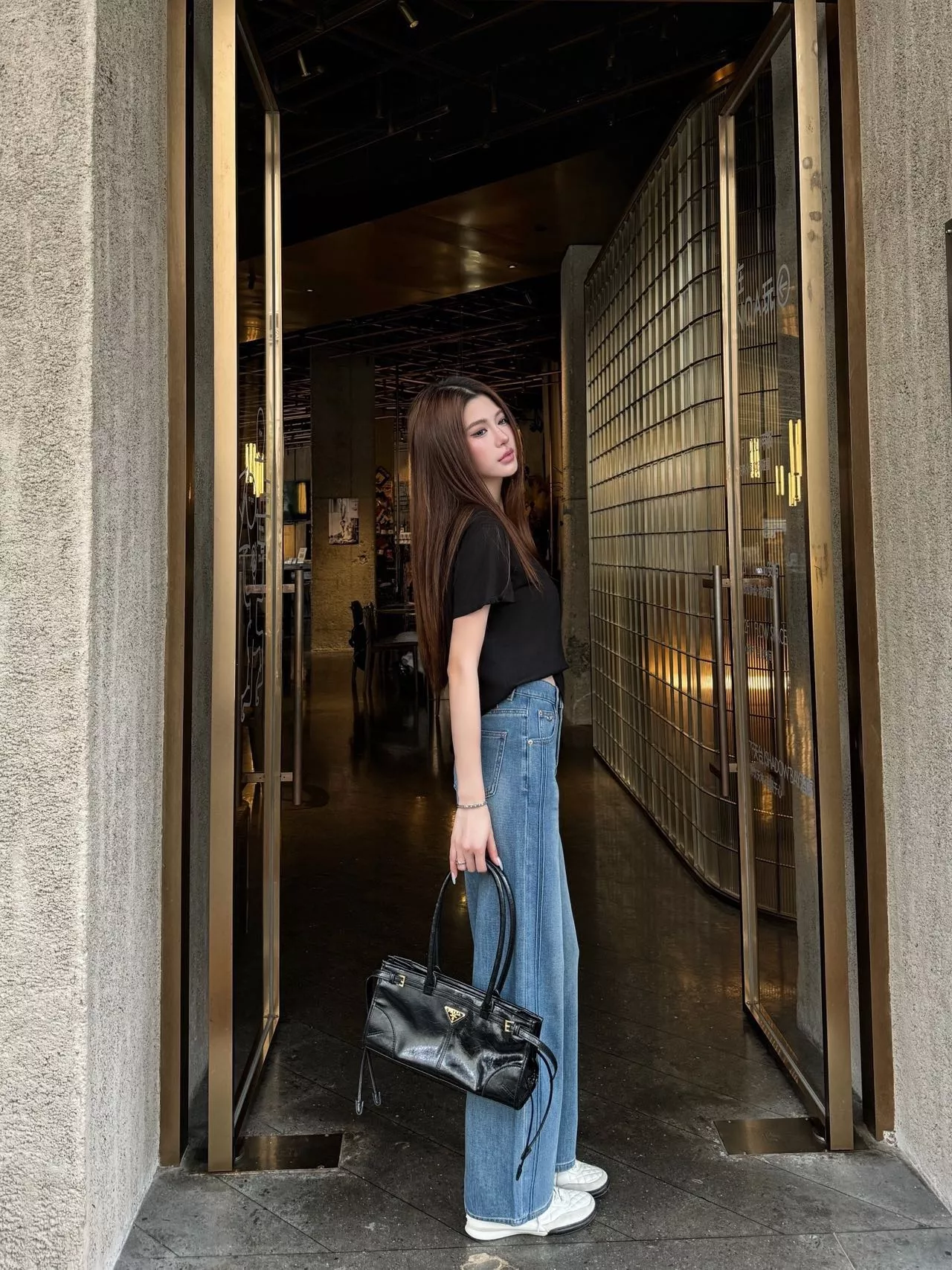 디올 하이웨이스트 와이드 데님 팬츠 상세 이미지 18