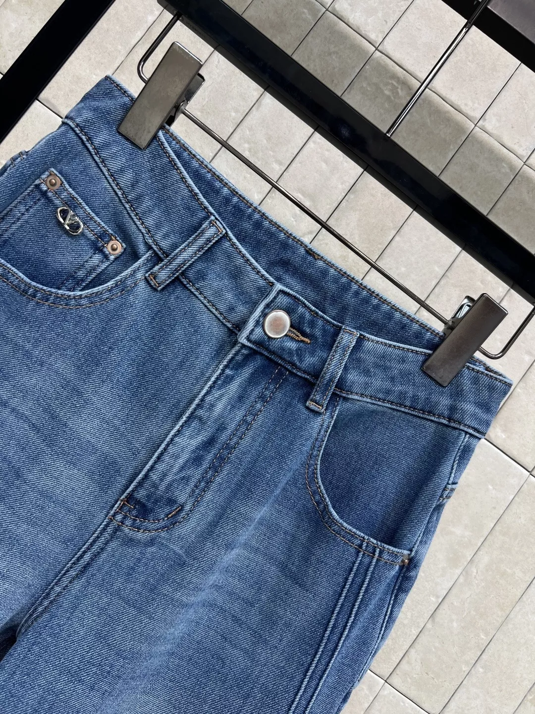 디올 하이웨이스트 와이드 데님 팬츠 상세 이미지 2