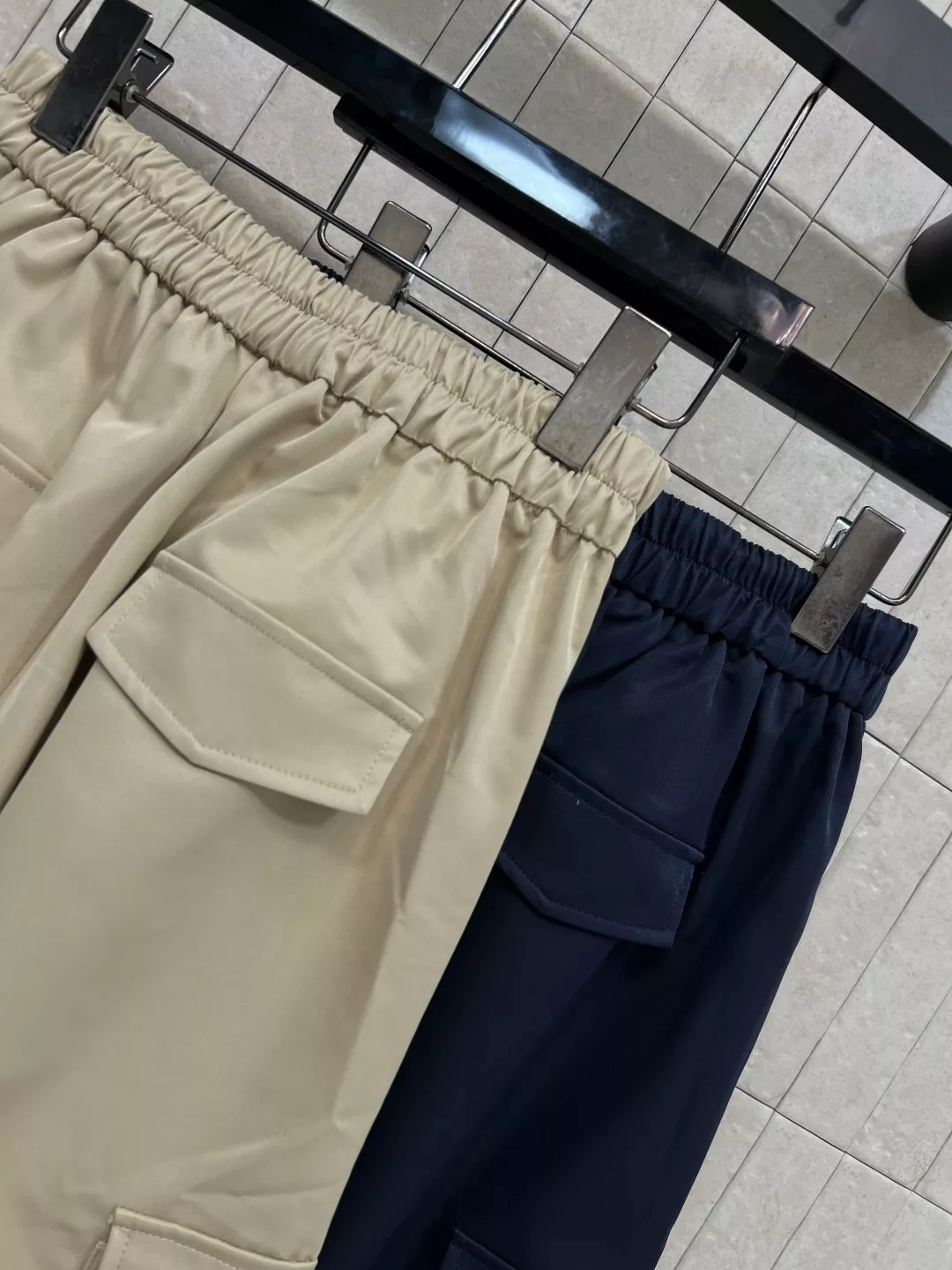 셀린느 입체 플리츠 카고 스트링 팬츠 상세 이미지 8