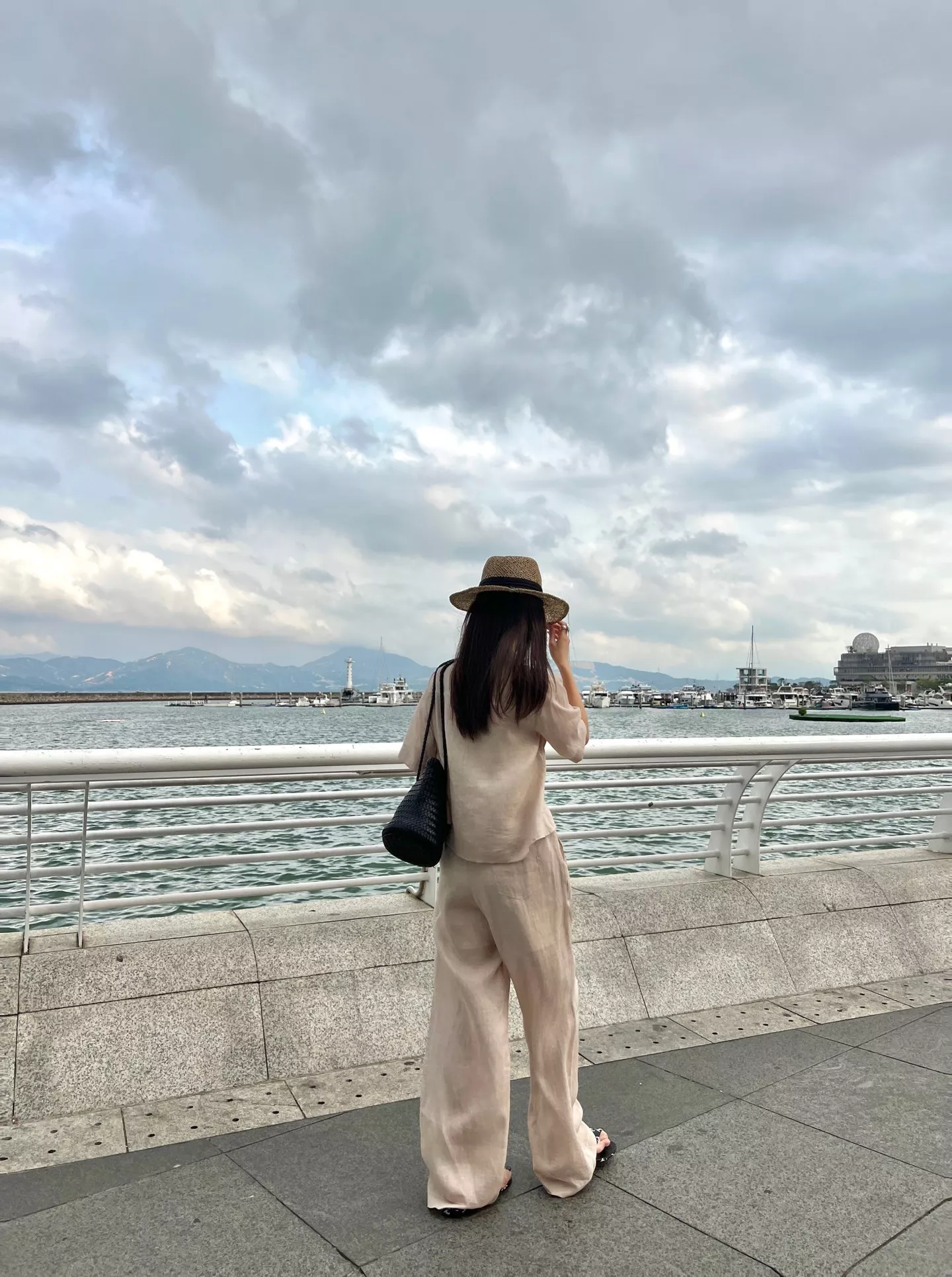 노브랜드 린넨 반소매 포켓 셔츠 상세 이미지 28