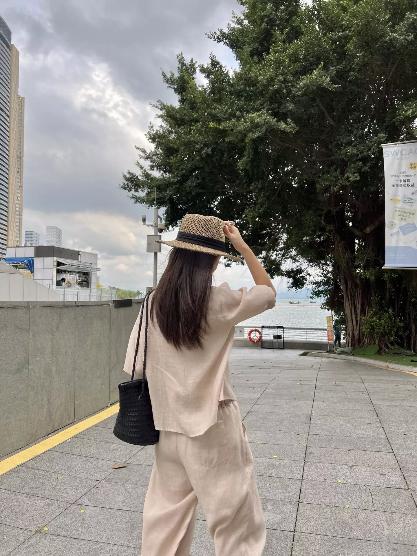 노브랜드 린넨 반소매 포켓 셔츠 상세 이미지 27