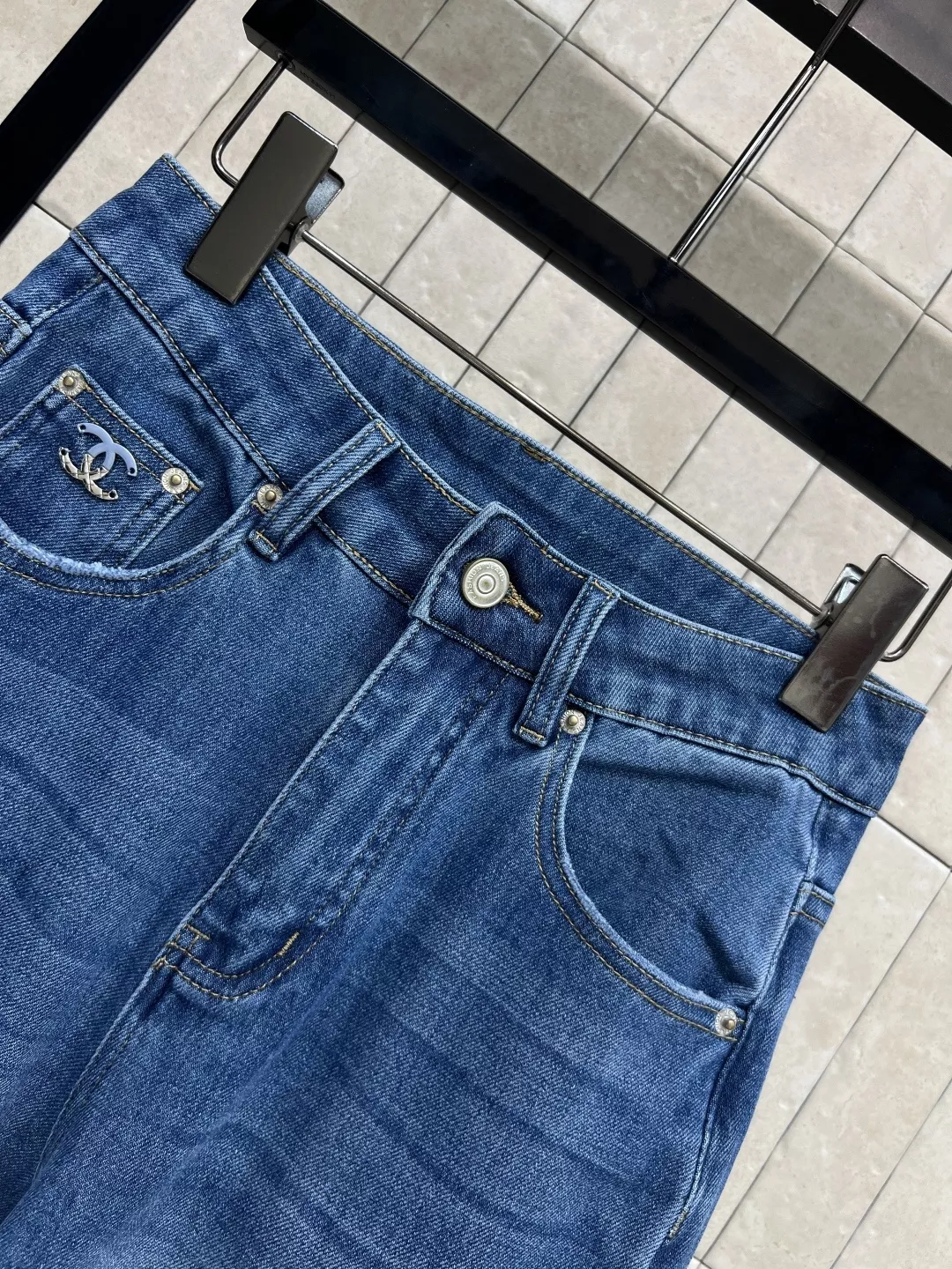 셀린느 하이웨이스트 슬릿 데님 팬츠 상세 이미지 2