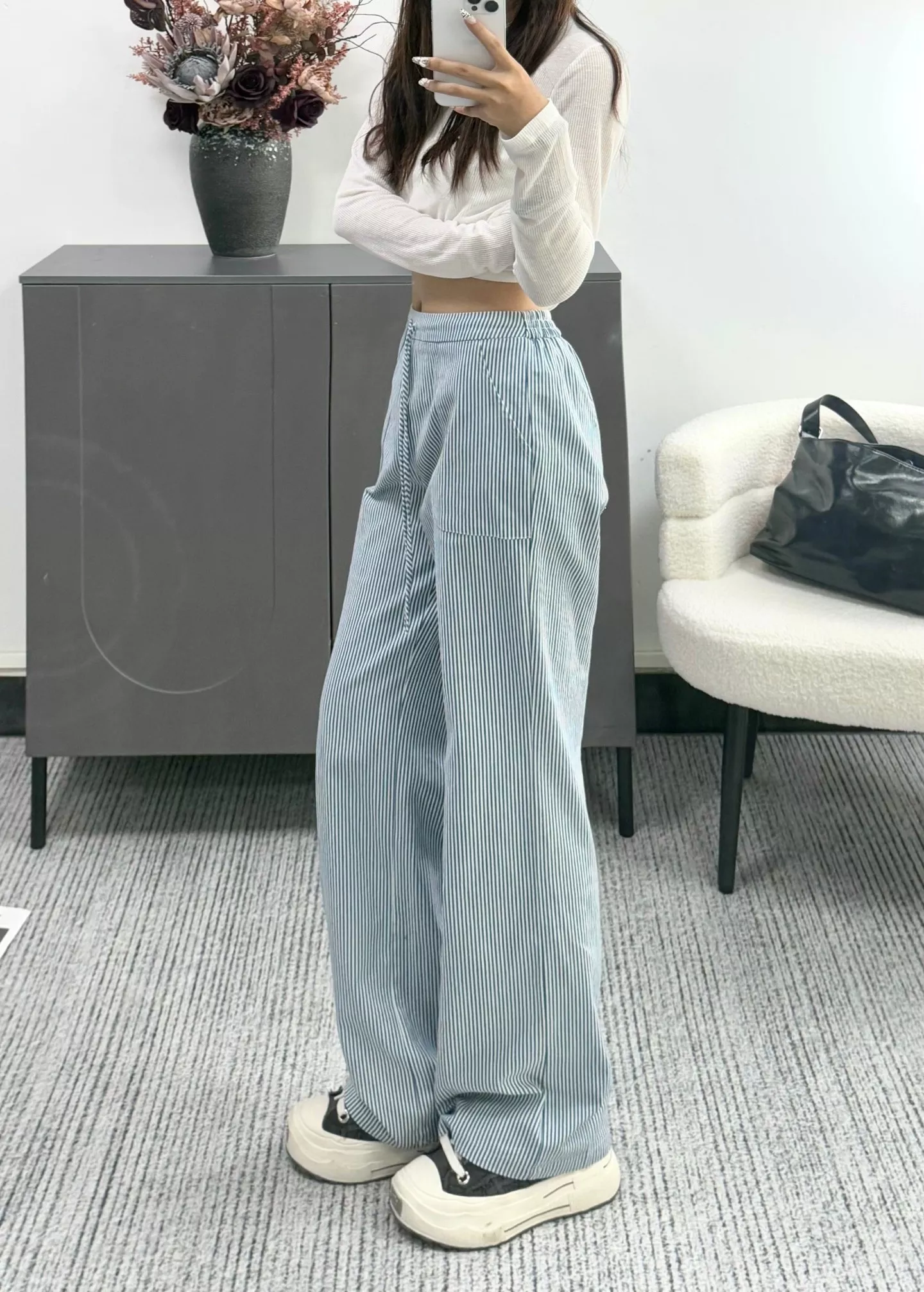 노브랜드 스트라이프 허리밴딩 와이드 팬츠 상세 이미지 19