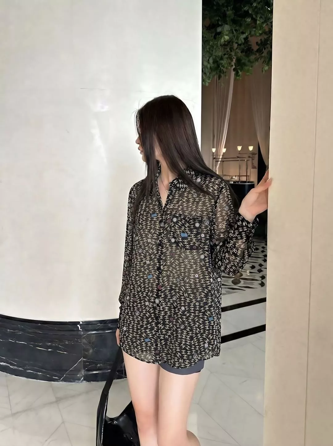 샤넬 잔꽃 프린트 롱슬리브 셔츠 상세 이미지 22