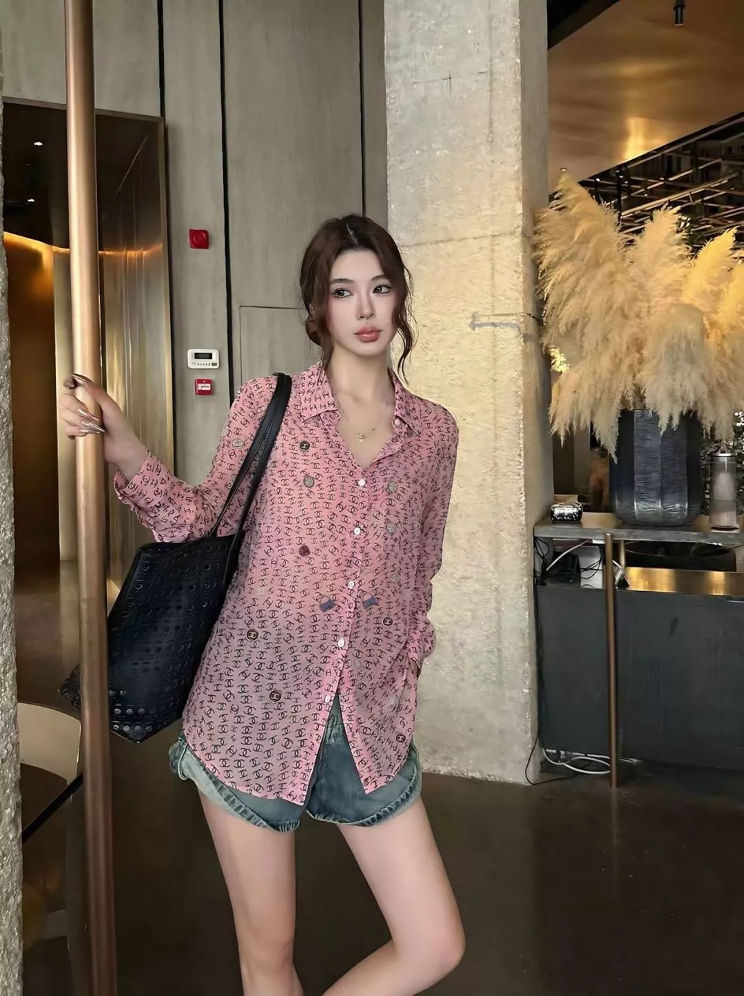 샤넬 잔꽃 프린트 롱슬리브 셔츠 상세 이미지 11