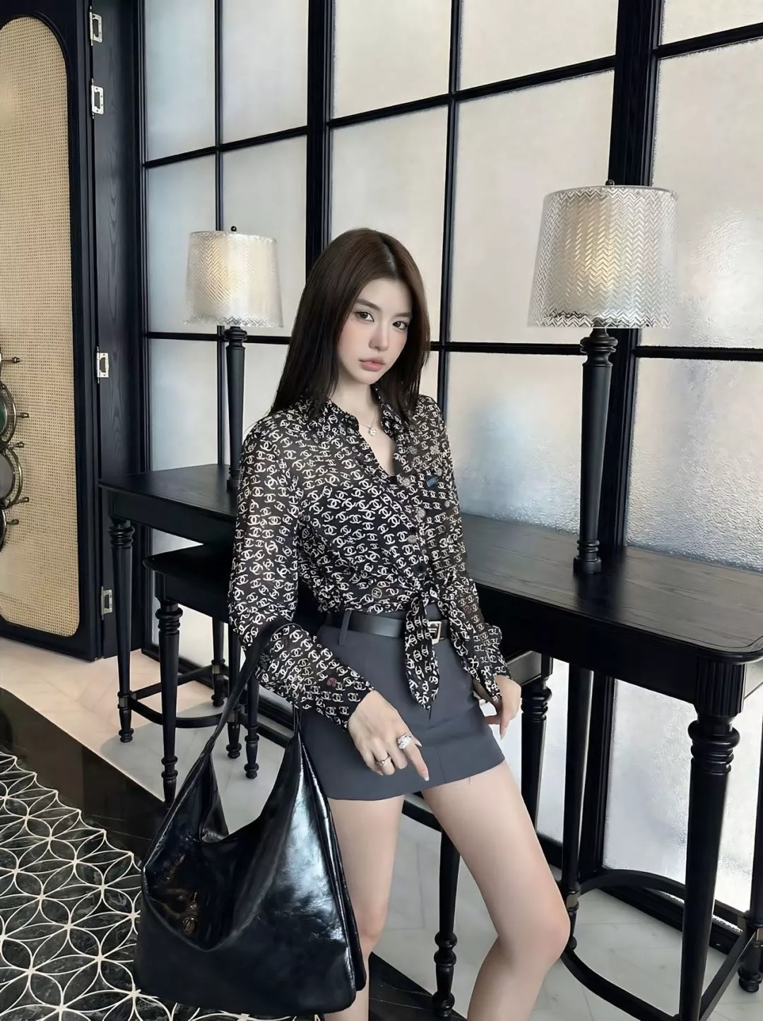 샤넬 잔꽃 프린트 롱슬리브 셔츠 상세 이미지 24