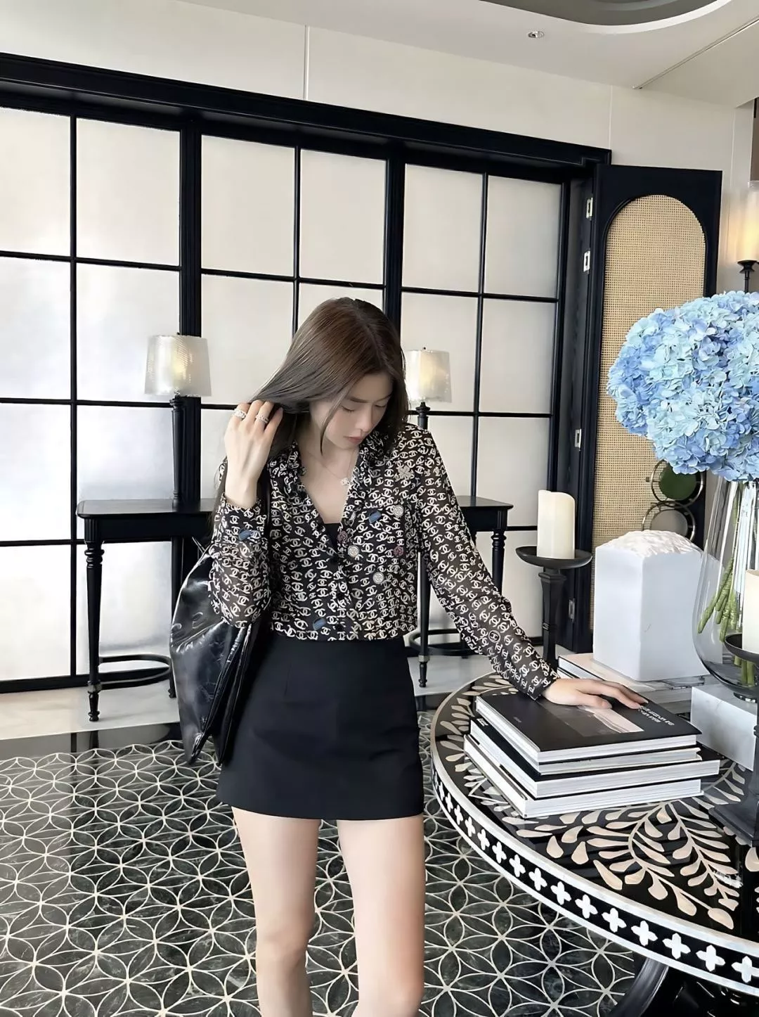 샤넬 잔꽃 프린트 롱슬리브 셔츠 상세 이미지 28