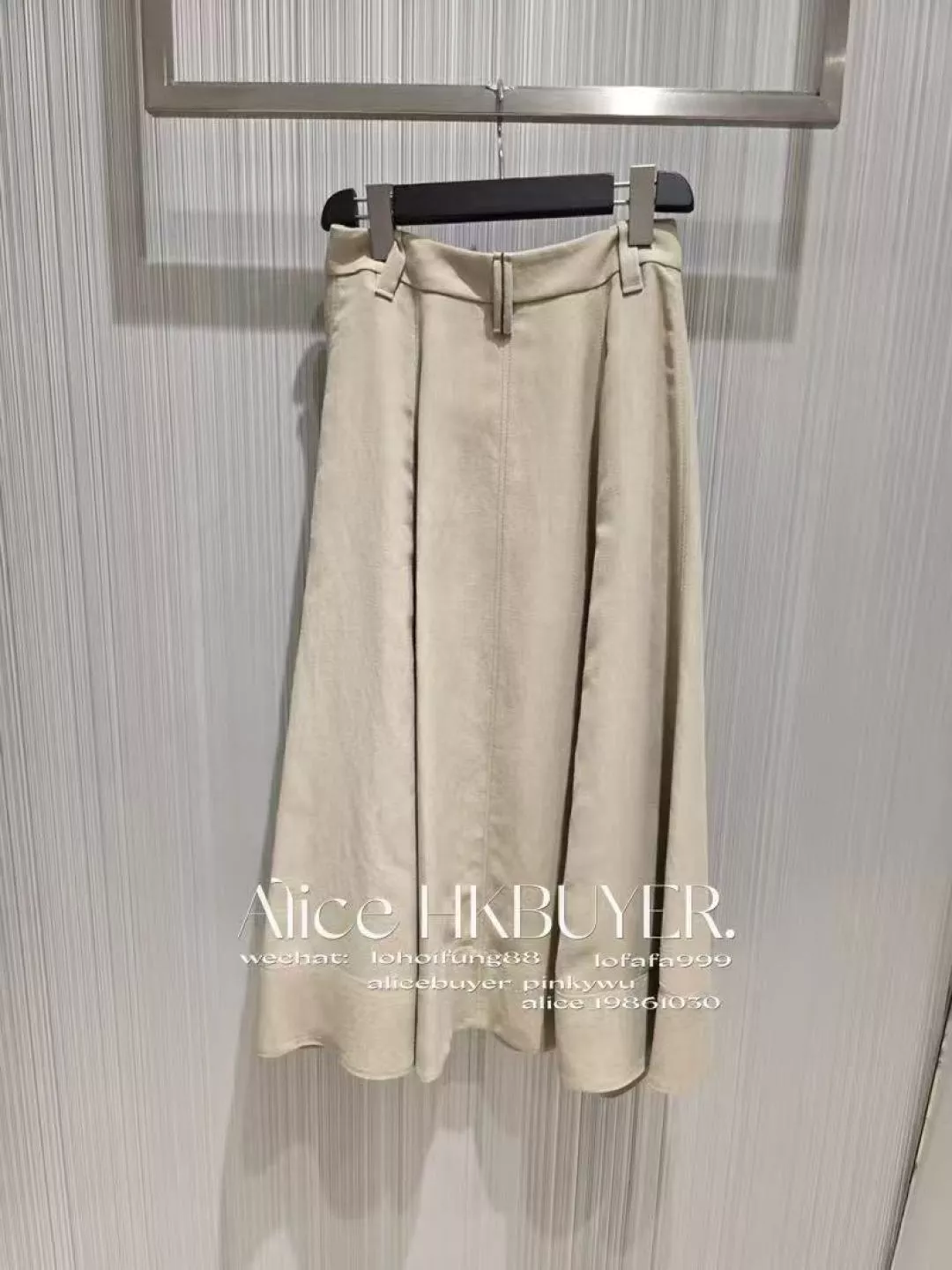 브루넬로쿠치넬리 브이넥 민소매 베스트 스커트 세트 상세 이미지 51