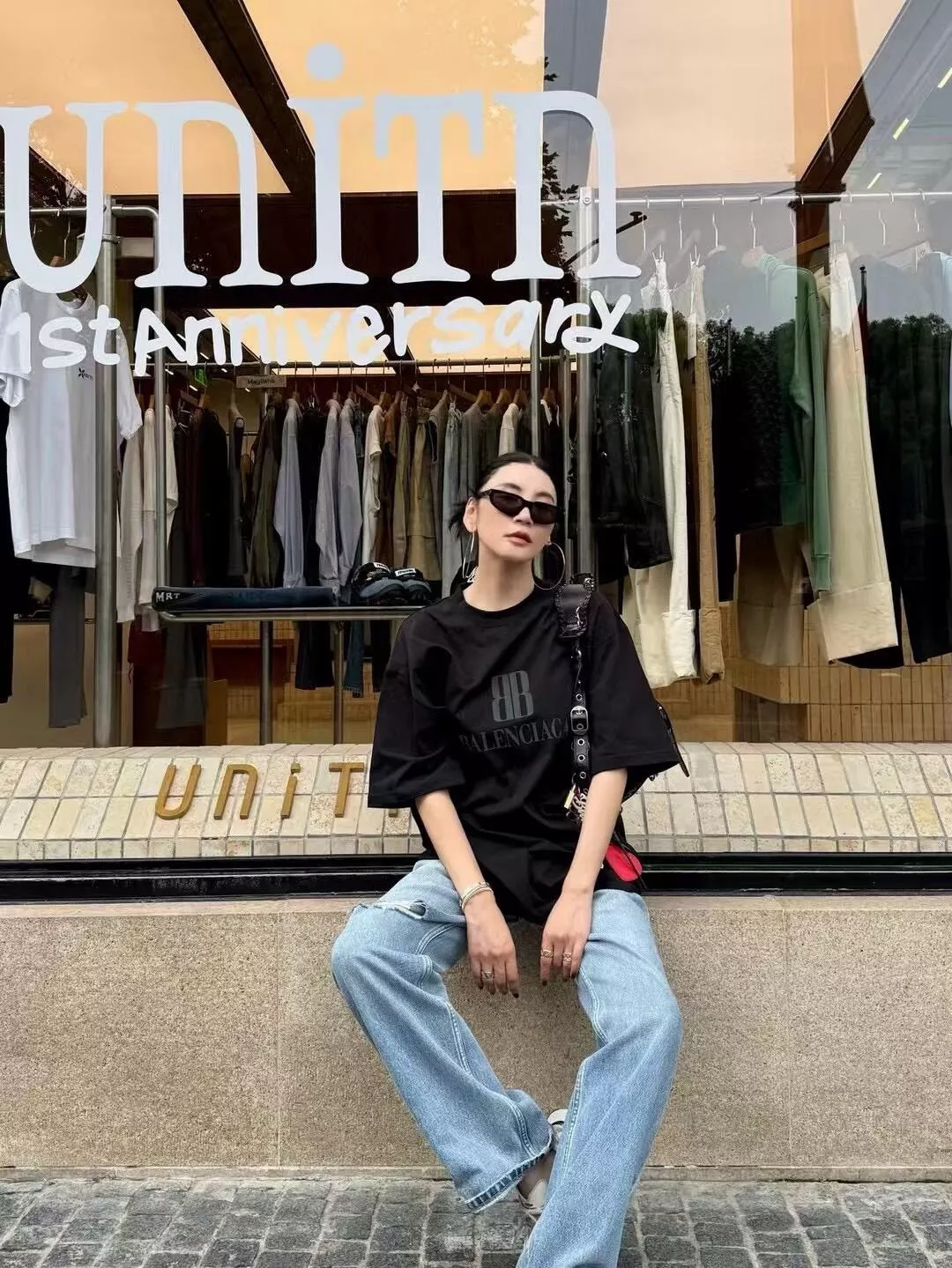 발렌시아가 BB 로고 프린트 반소매 탑 상세 이미지 19