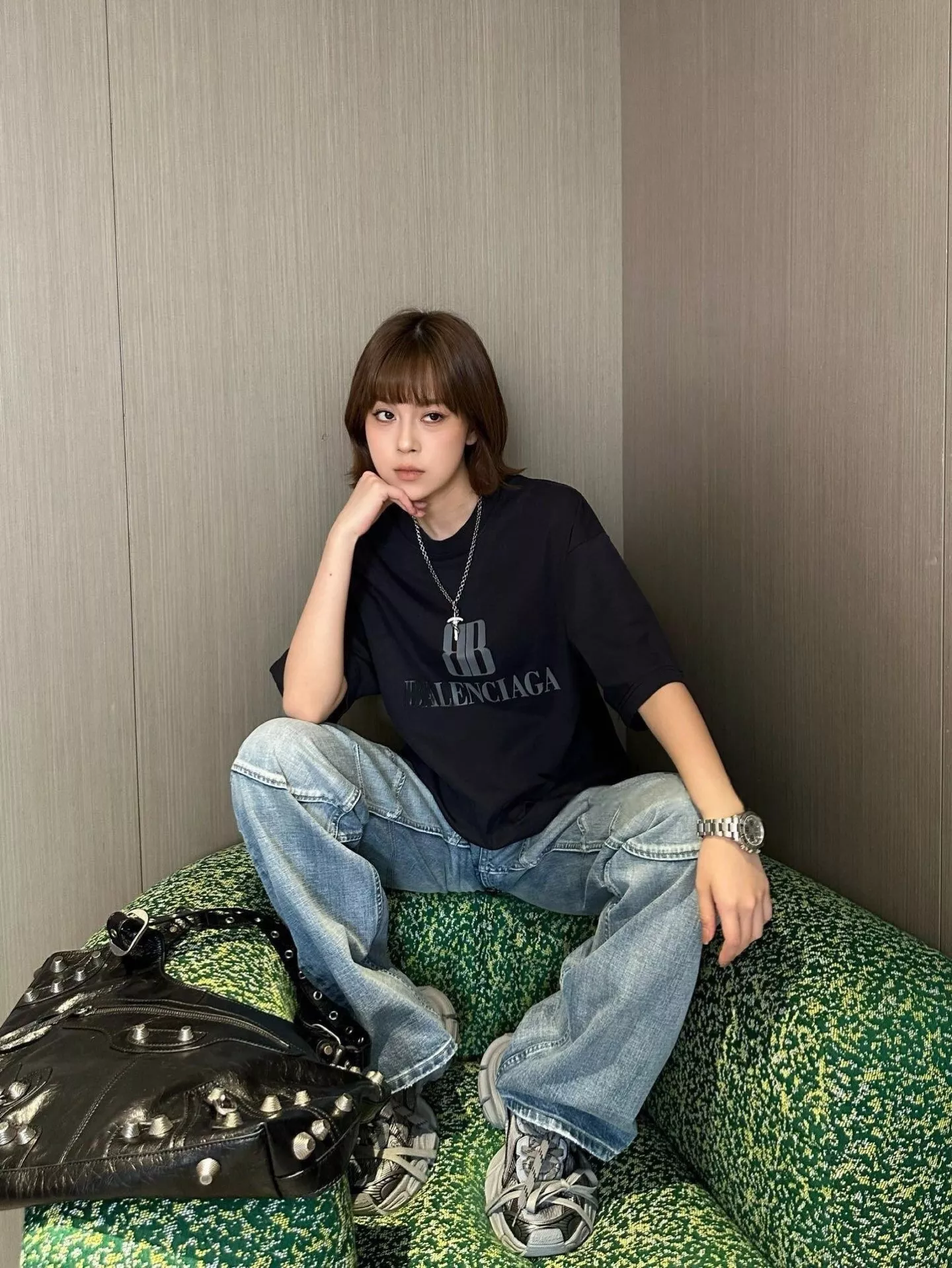 발렌시아가 BB 로고 프린트 반소매 탑 상세 이미지 14