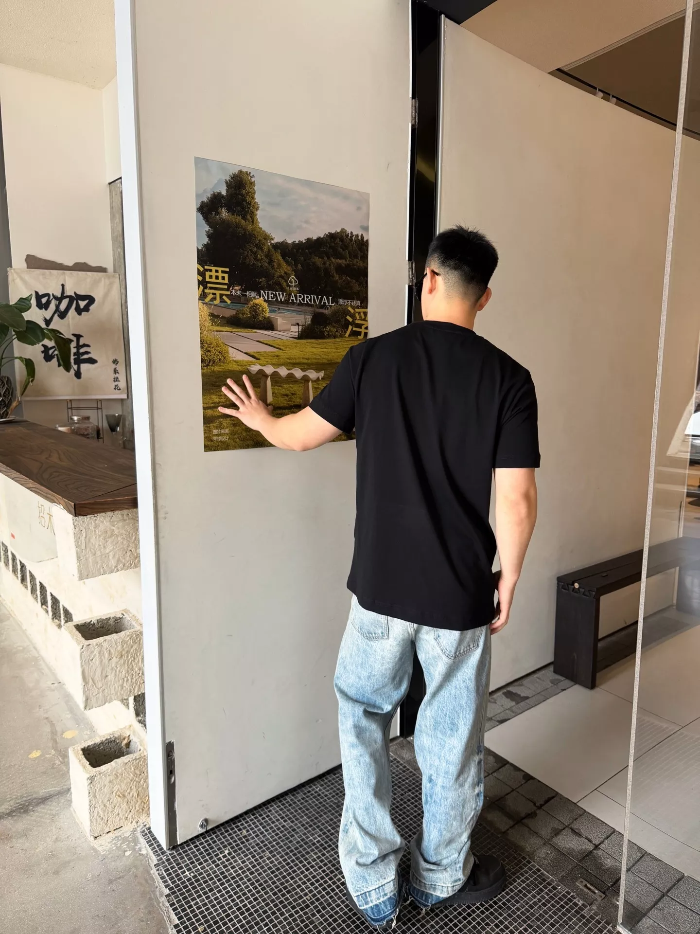 몽클레어 로고 자수 반소매 티셔츠 상세 이미지 19