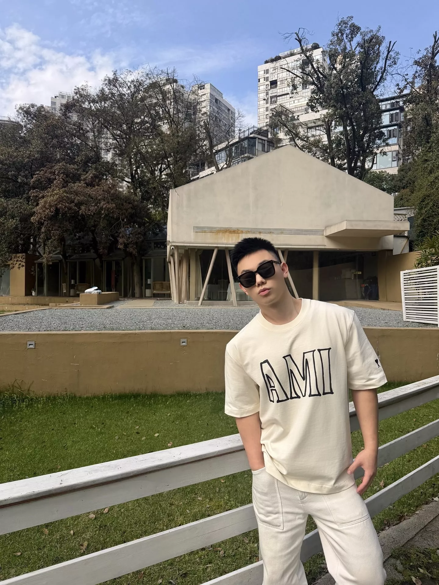 아미 레터링 프린트 박스핏 반소매 티셔츠 상세 이미지 15