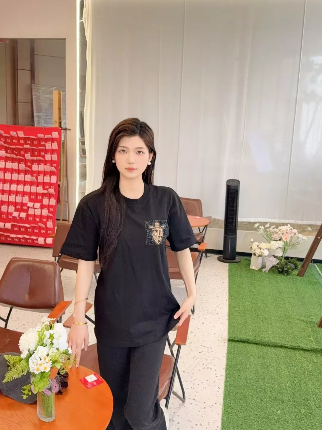 펜디 가슴 배지 자수 포인트 반소매 상세 이미지 12